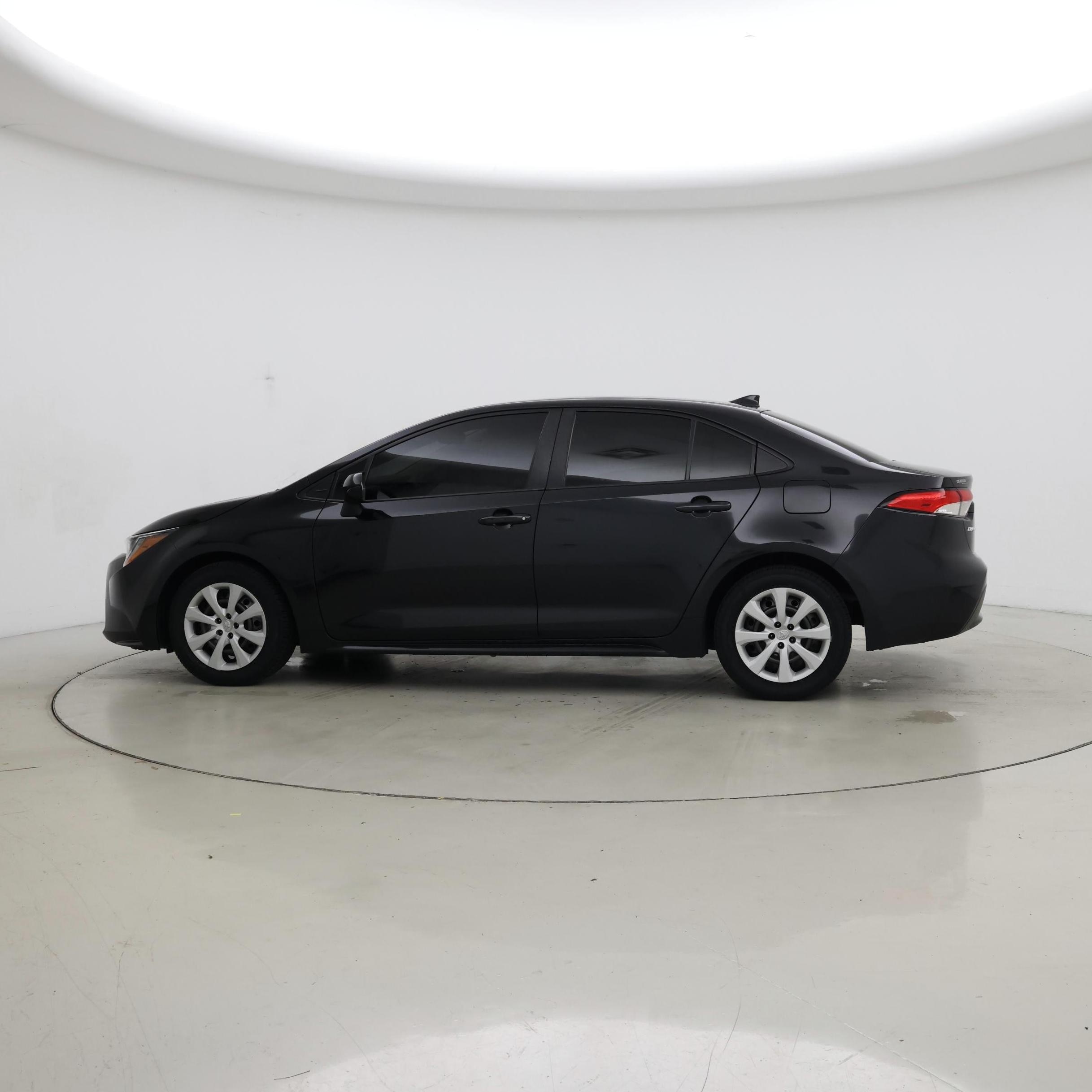 Thumbnail: 2022 Toyota Corolla - 3