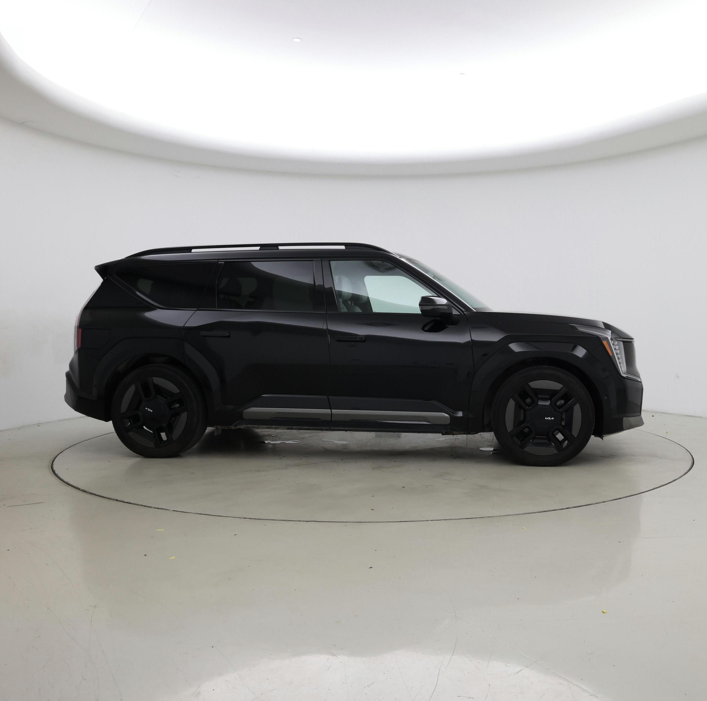Thumbnail: 2024 Kia EV9 - 7