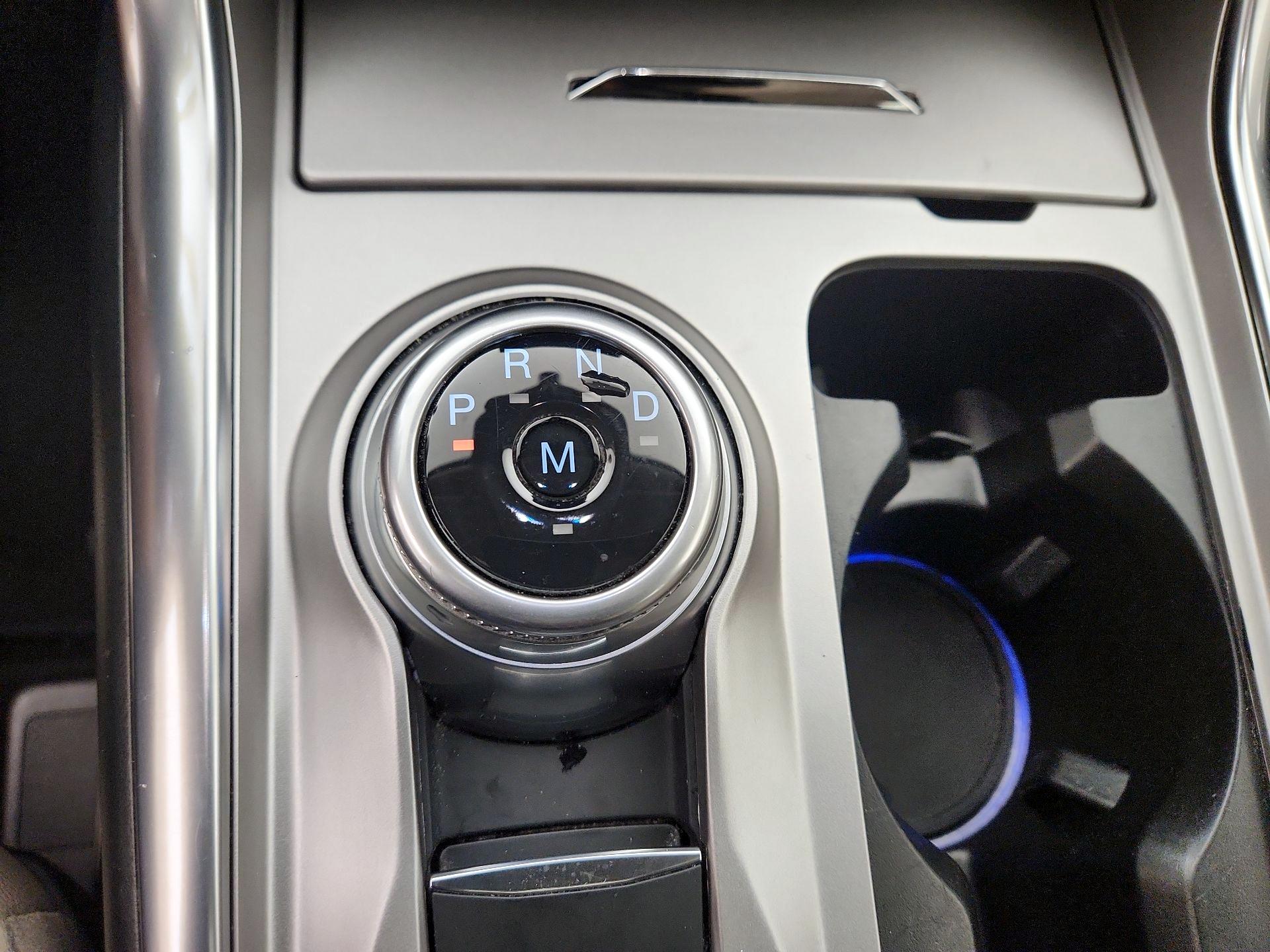 Thumbnail: 2020 Ford Explorer - 18