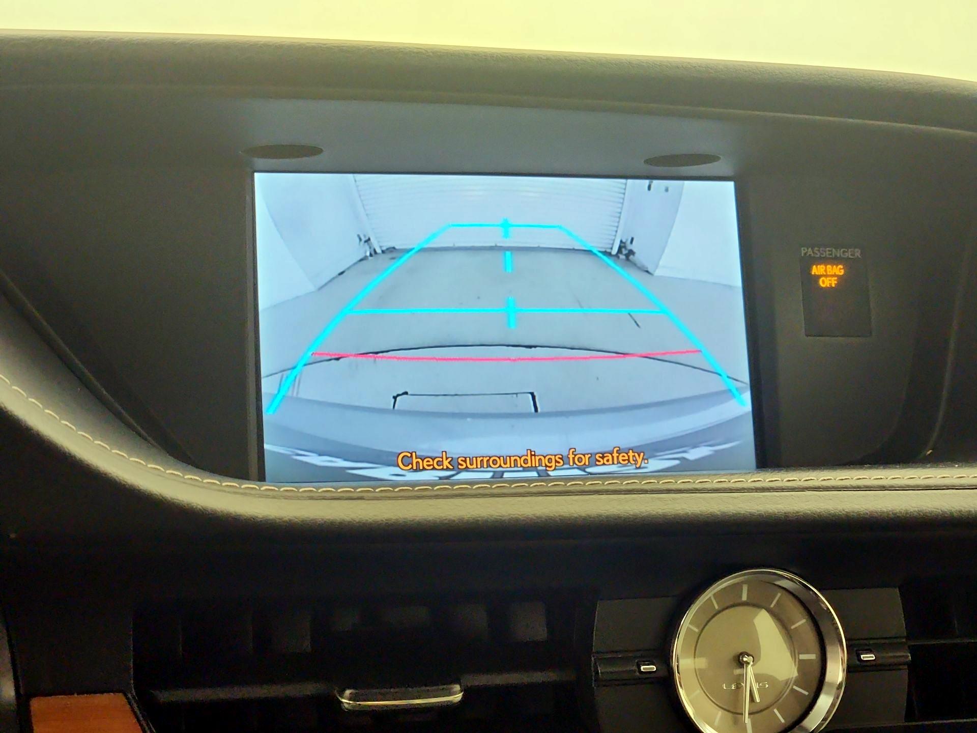 Thumbnail: 2013 Lexus ES - 15