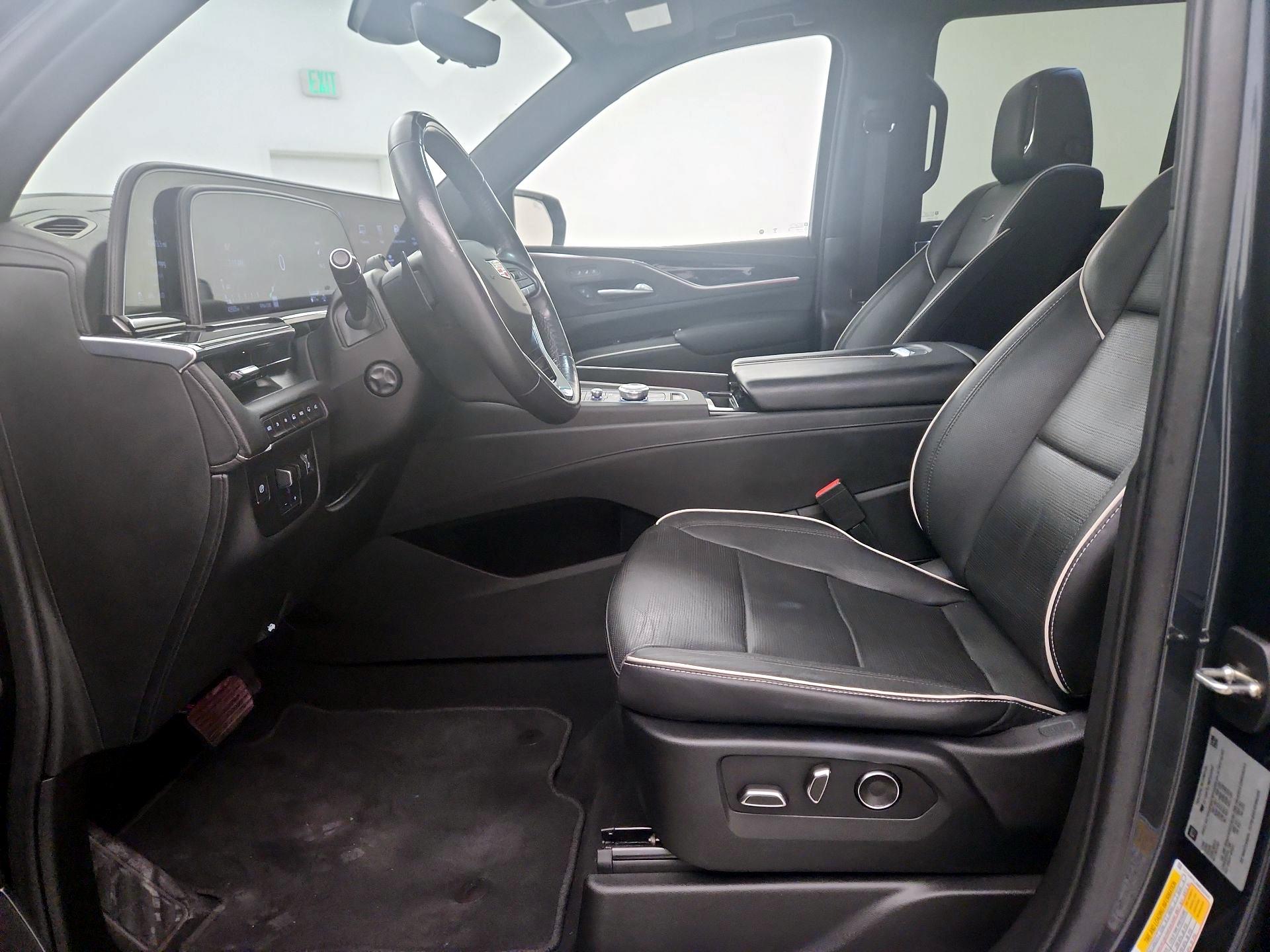 Thumbnail: 2021 Cadillac Escalade - 11
