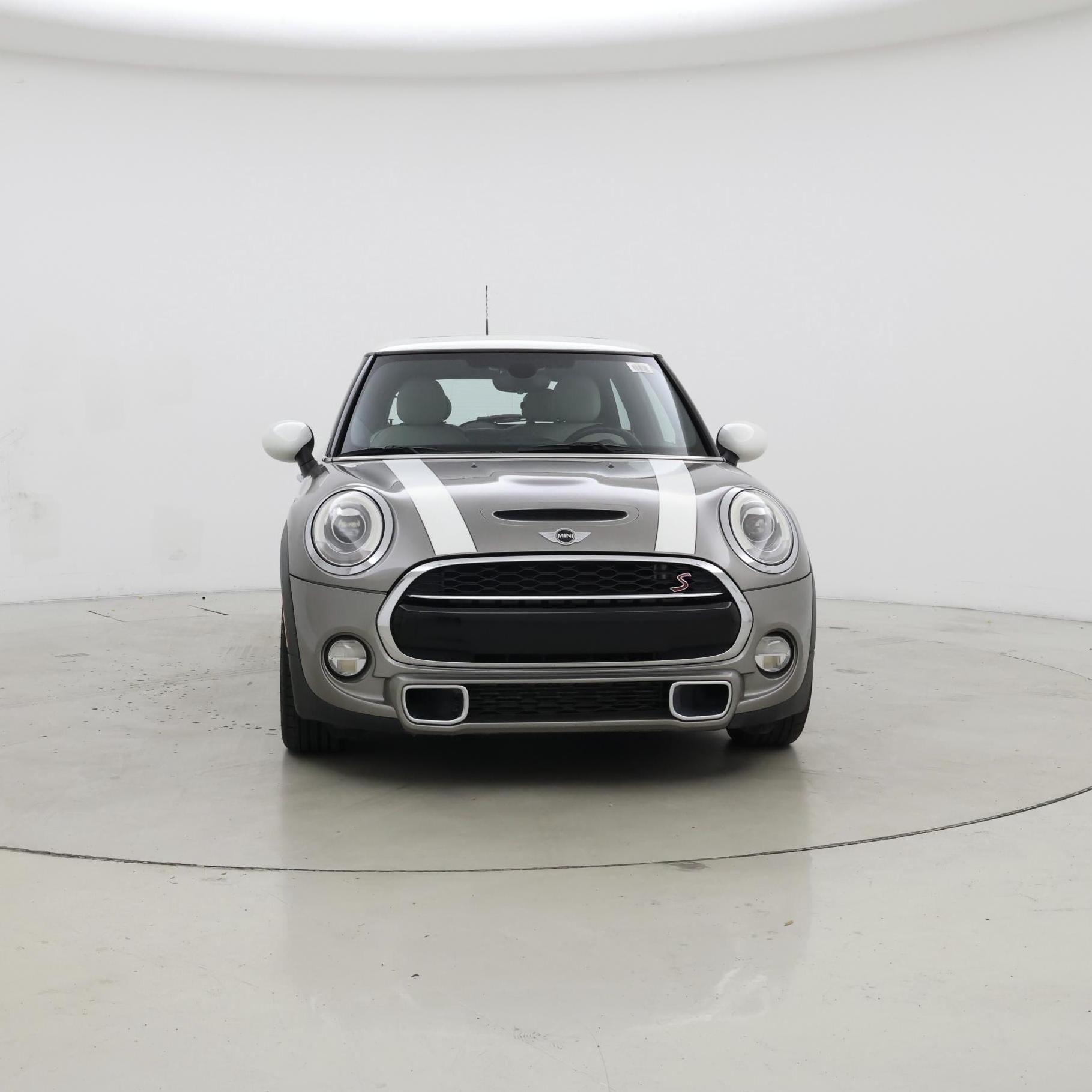 Thumbnail: 2017 MINI Cooper Hardtop - 5