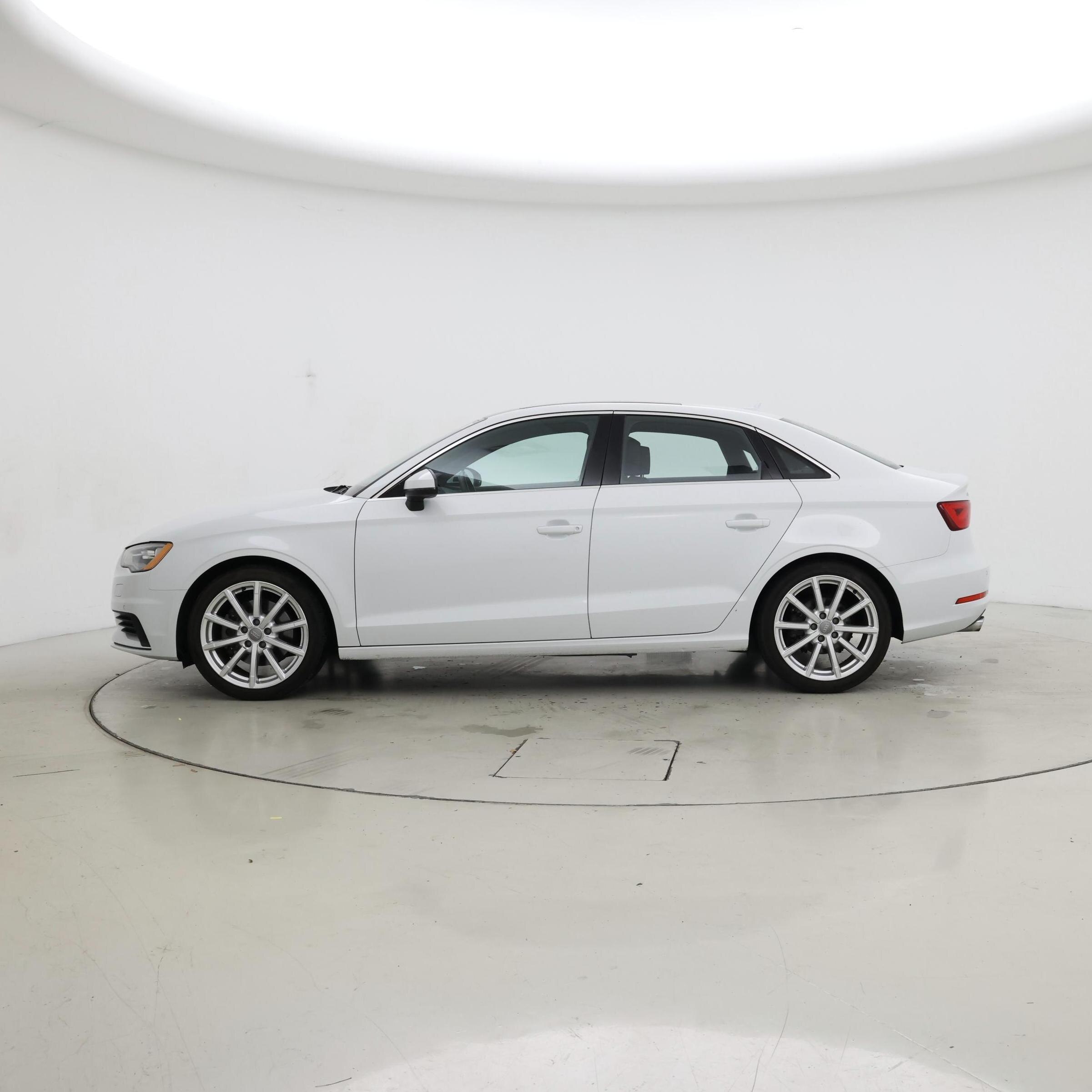 Thumbnail: 2016 Audi A3 - 3