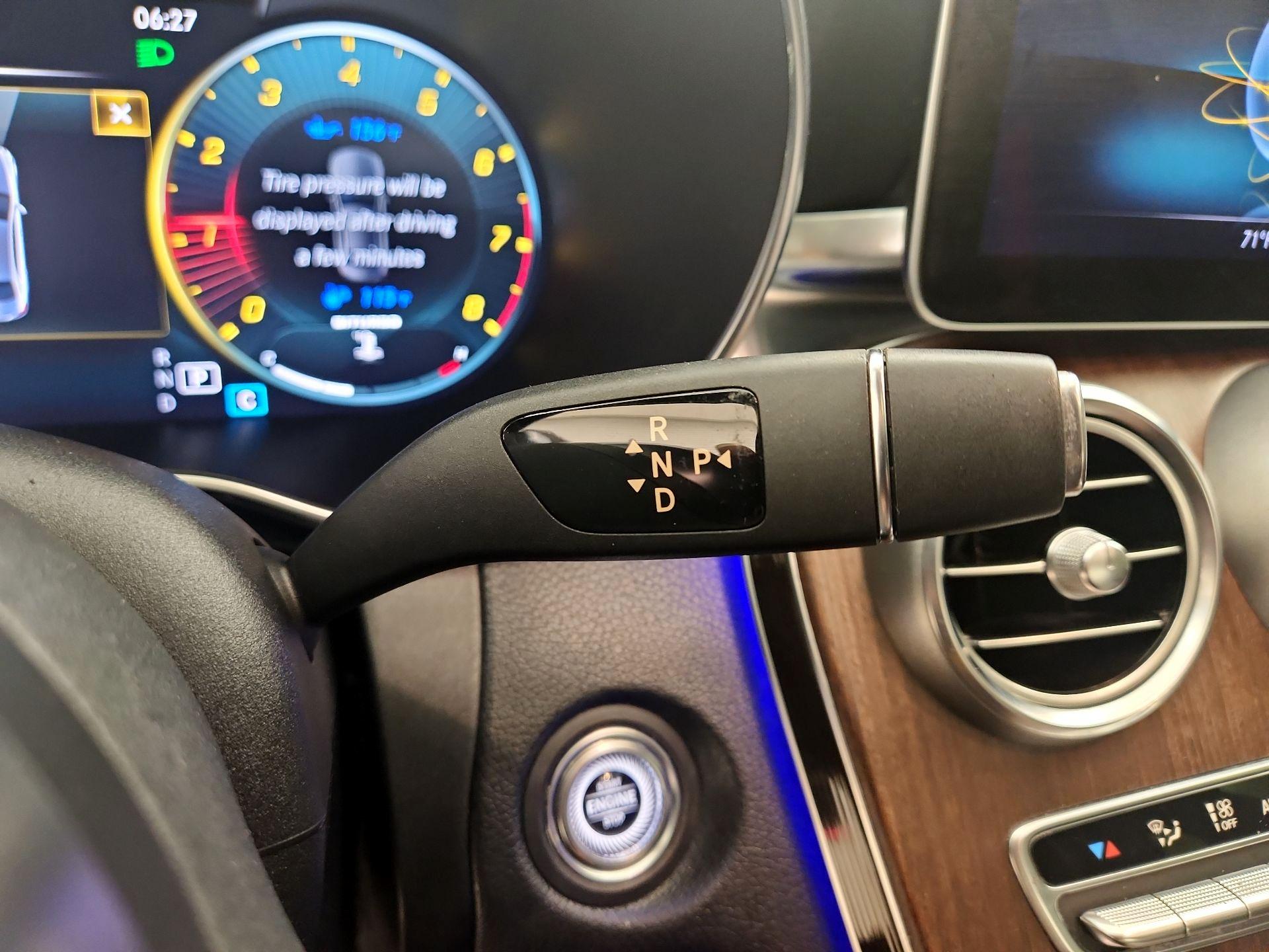 Thumbnail: 2020 Mercedes-Benz C-Class - 17