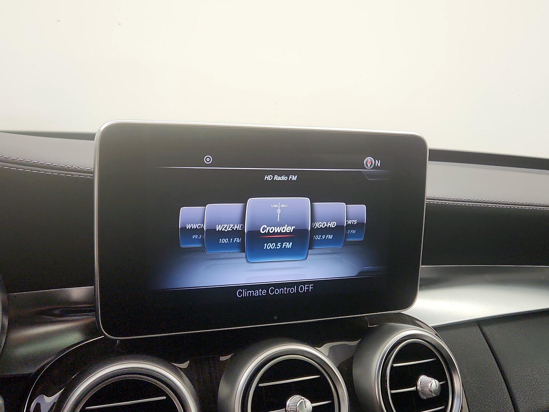 Thumbnail: 2015 Mercedes-Benz C-Class - 16