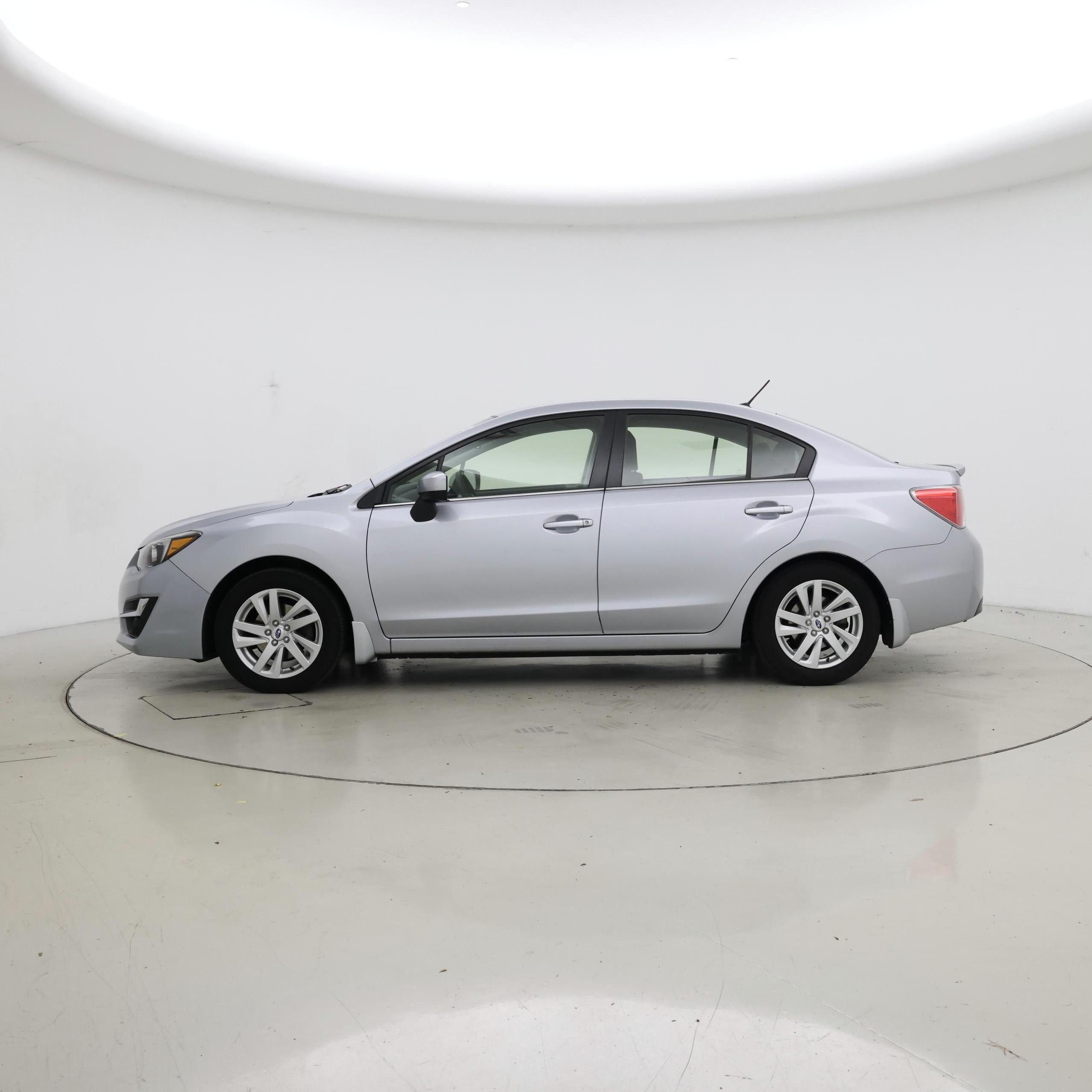 Thumbnail: 2015 Subaru Impreza - 3