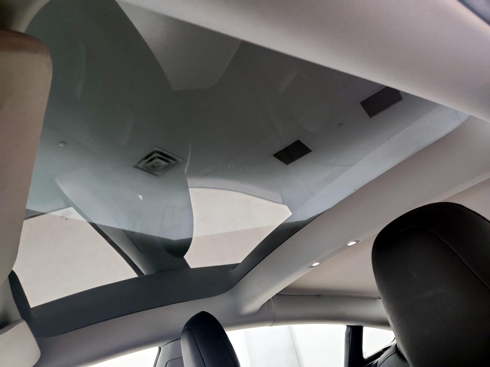 Thumbnail: 2023 Tesla Model 3 - 18