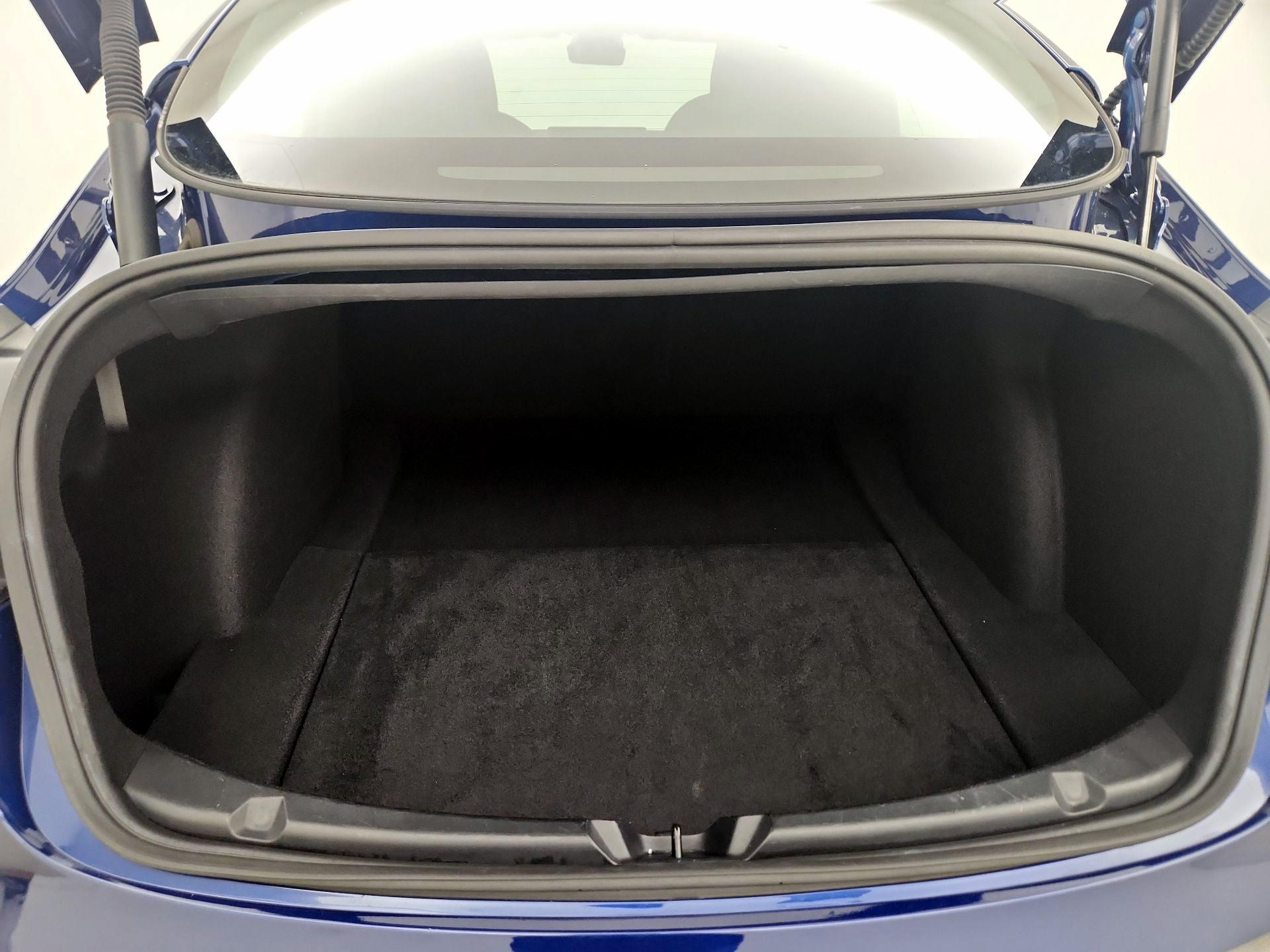 Thumbnail: 2023 Tesla Model 3 - 20