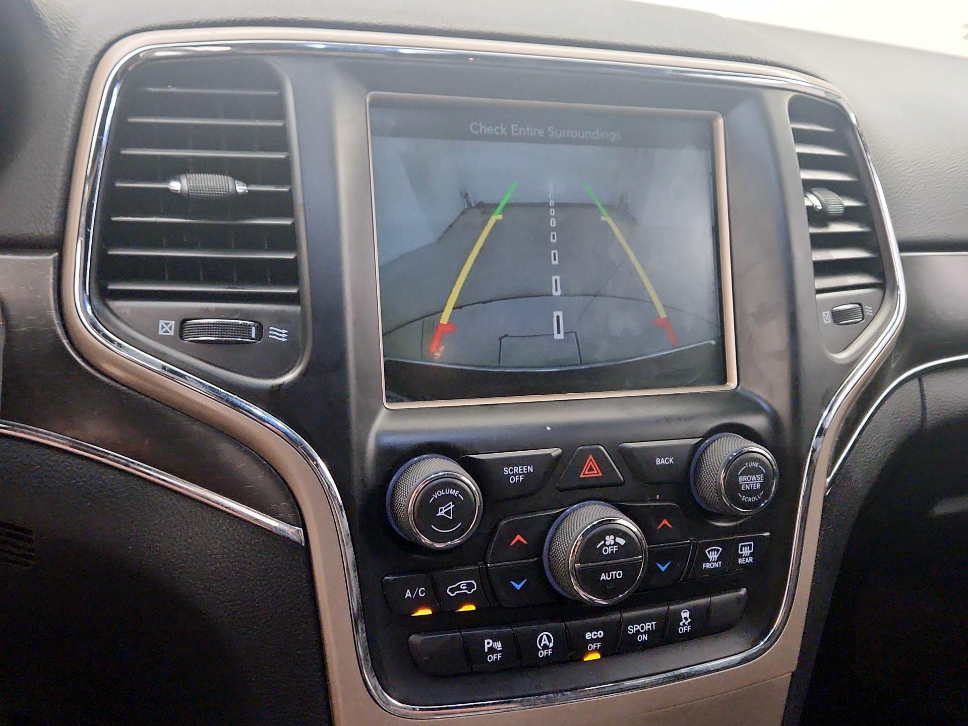 Thumbnail: 2017 Jeep Grand Cherokee - 15