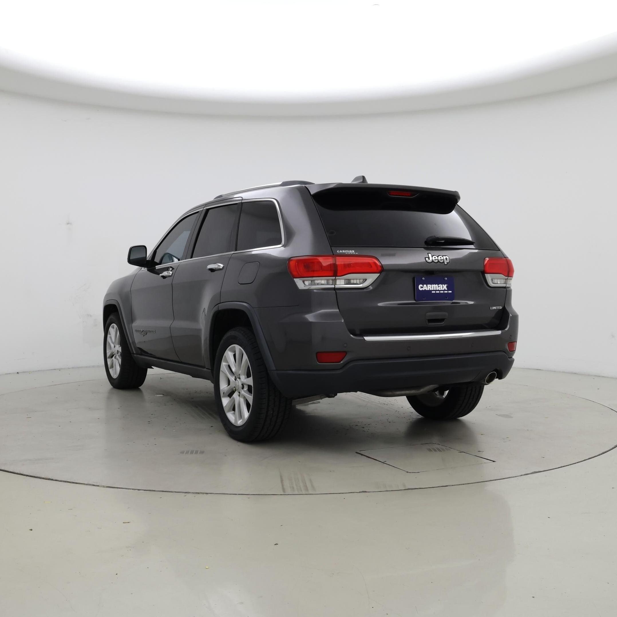 Thumbnail: 2017 Jeep Grand Cherokee - 2