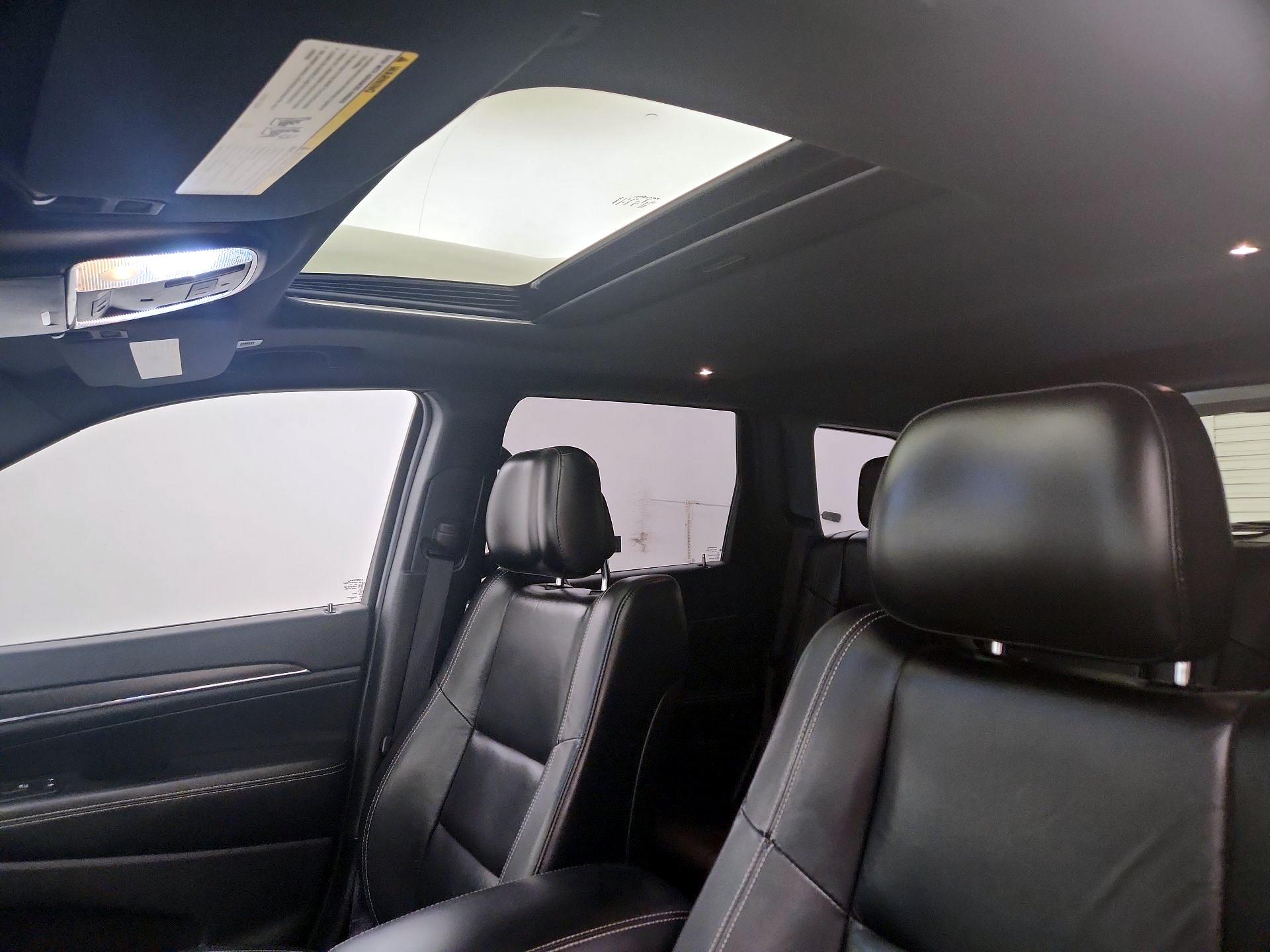 Thumbnail: 2017 Jeep Grand Cherokee - 20