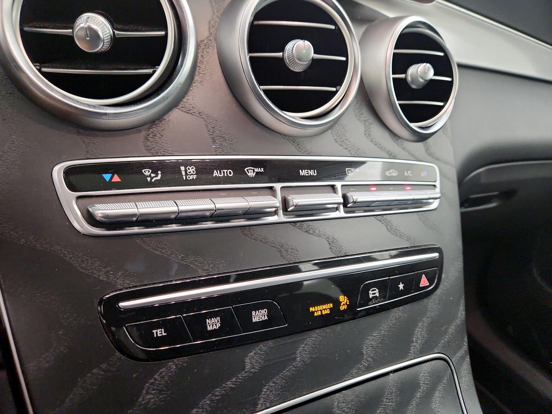 Thumbnail: 2020 Mercedes-Benz GLC - 16
