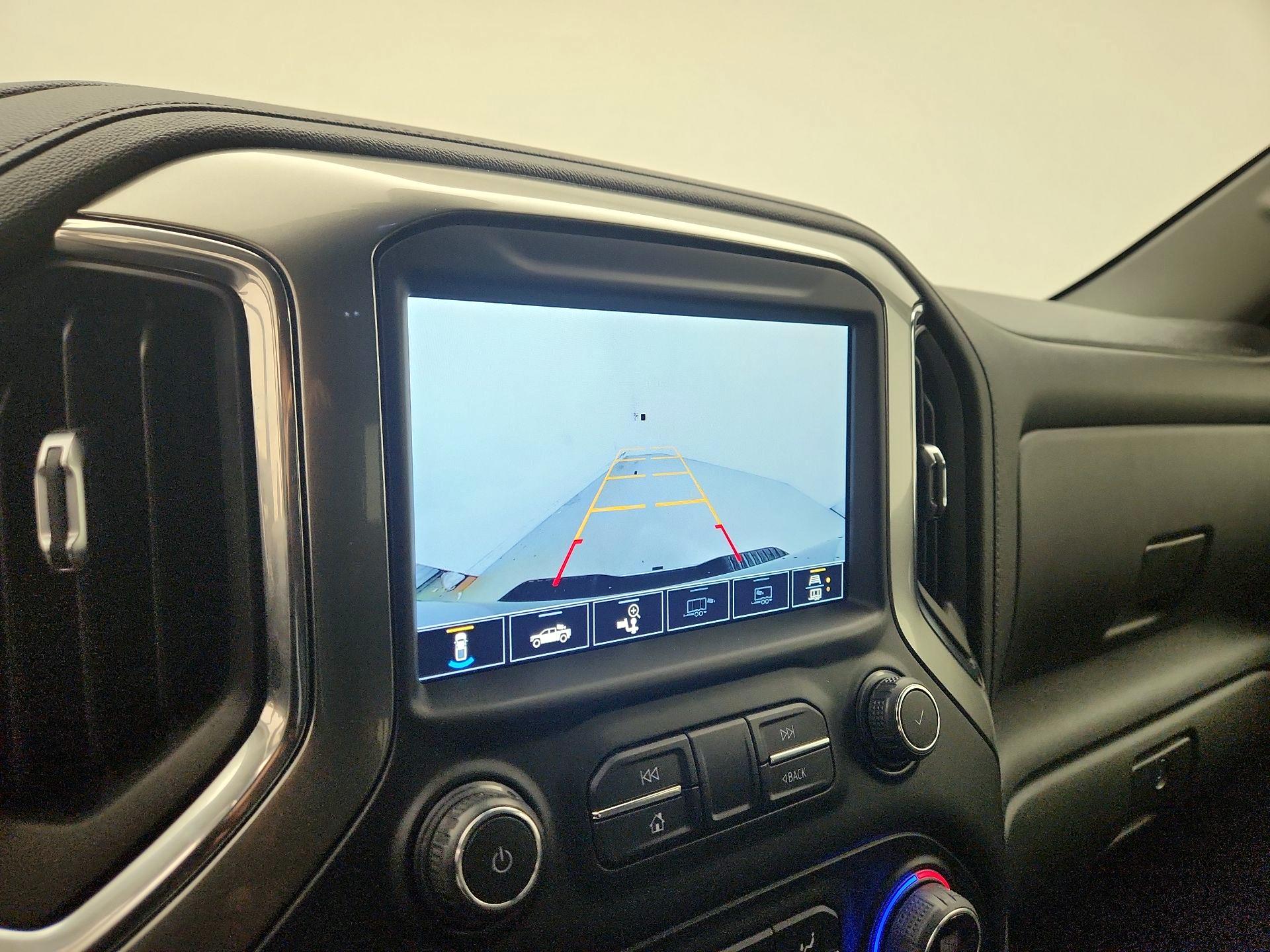 Thumbnail: 2020 Chevrolet Silverado 3500 - 14