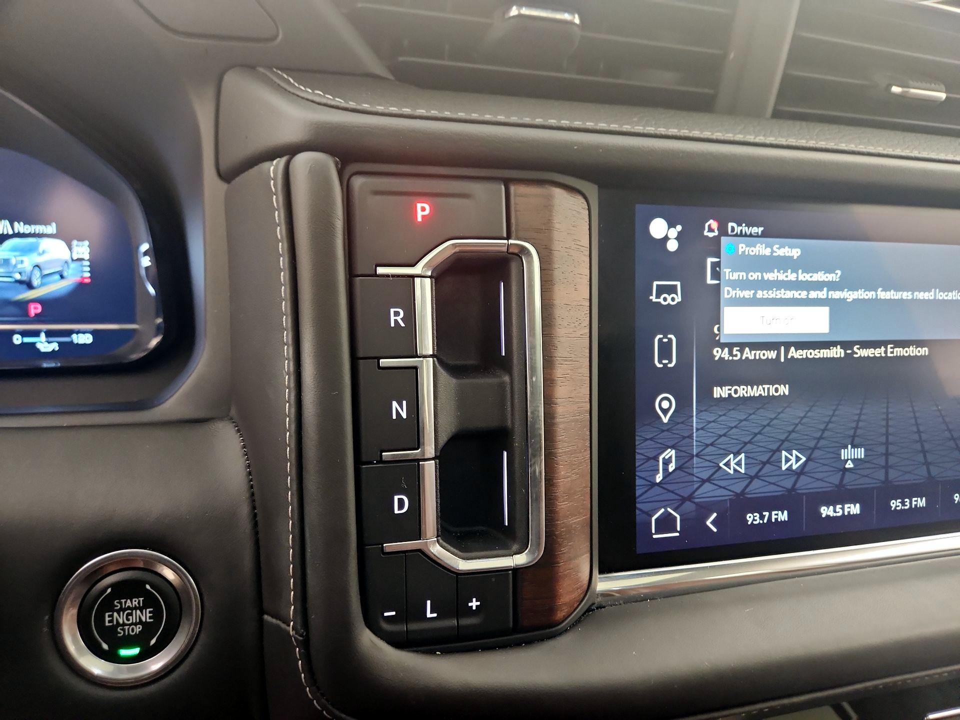 Thumbnail: 2023 GMC Yukon XL - 18