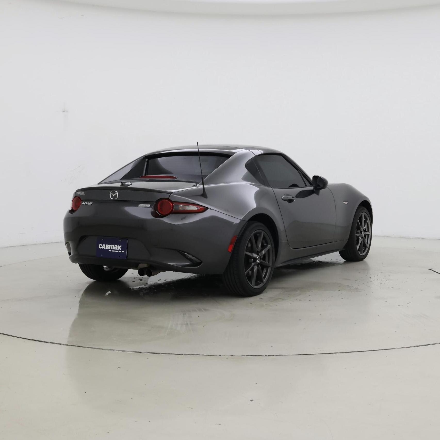 Thumbnail: 2017 Mazda MX-5 Miata - 8