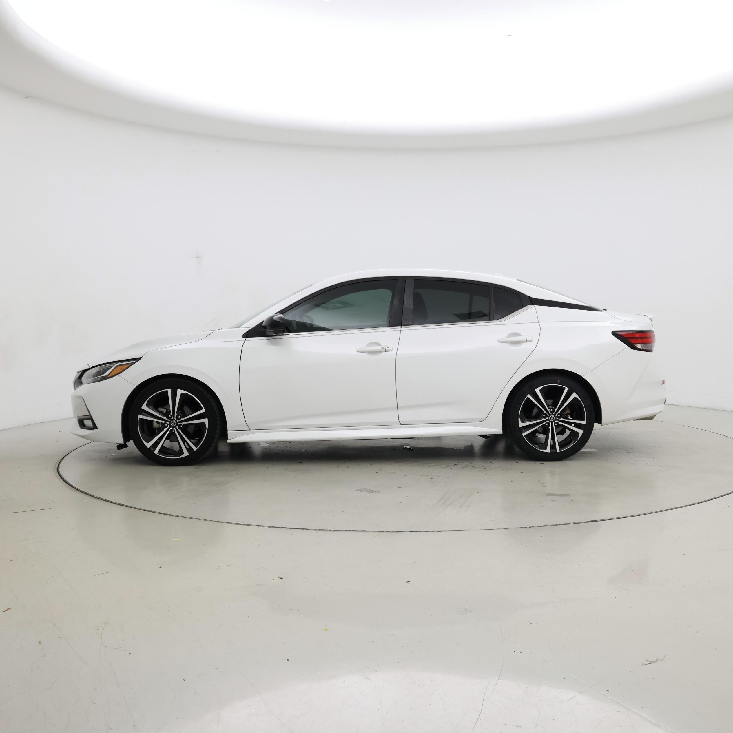 Thumbnail: 2021 Nissan Sentra - 3