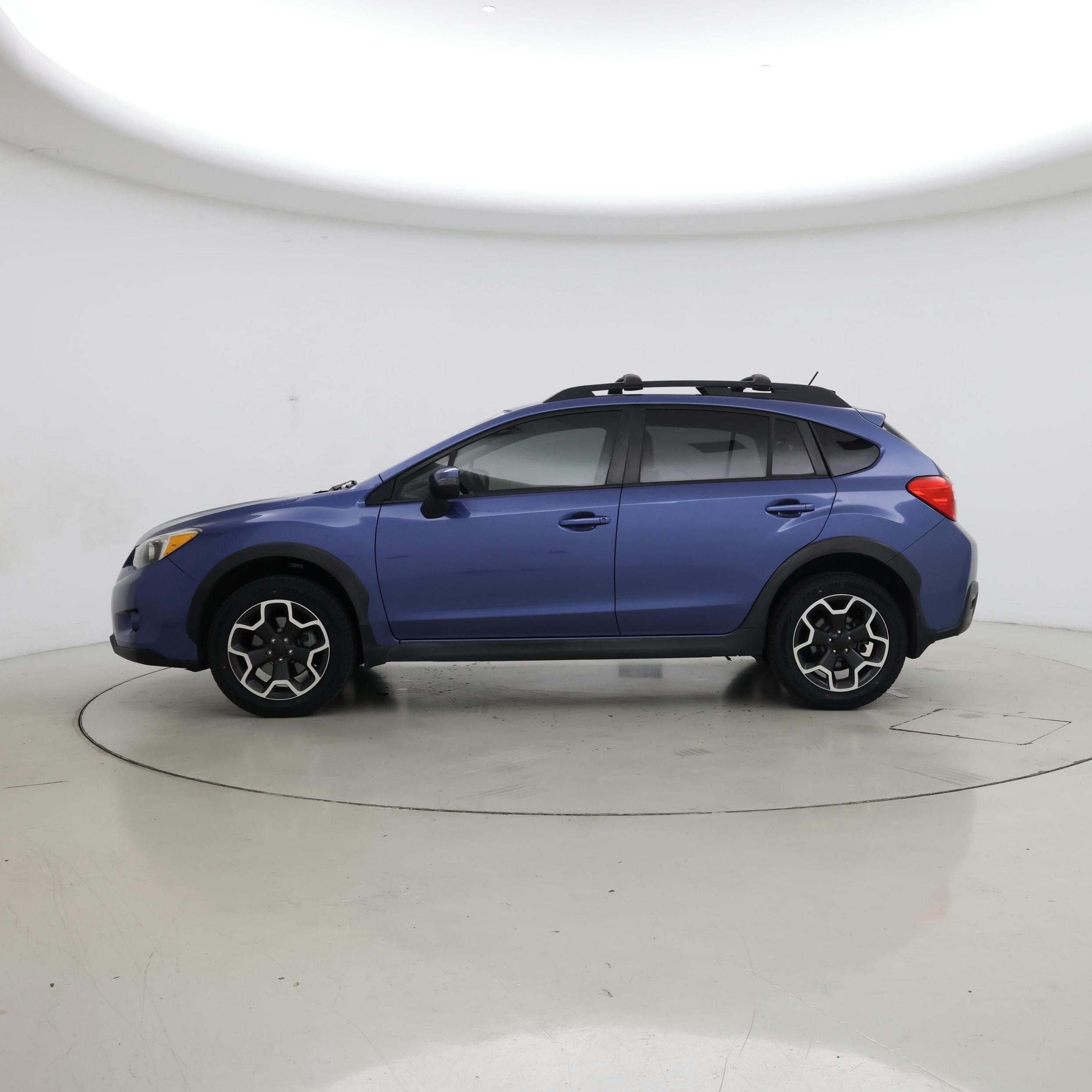Thumbnail: 2015 Subaru XV Crosstrek - 3