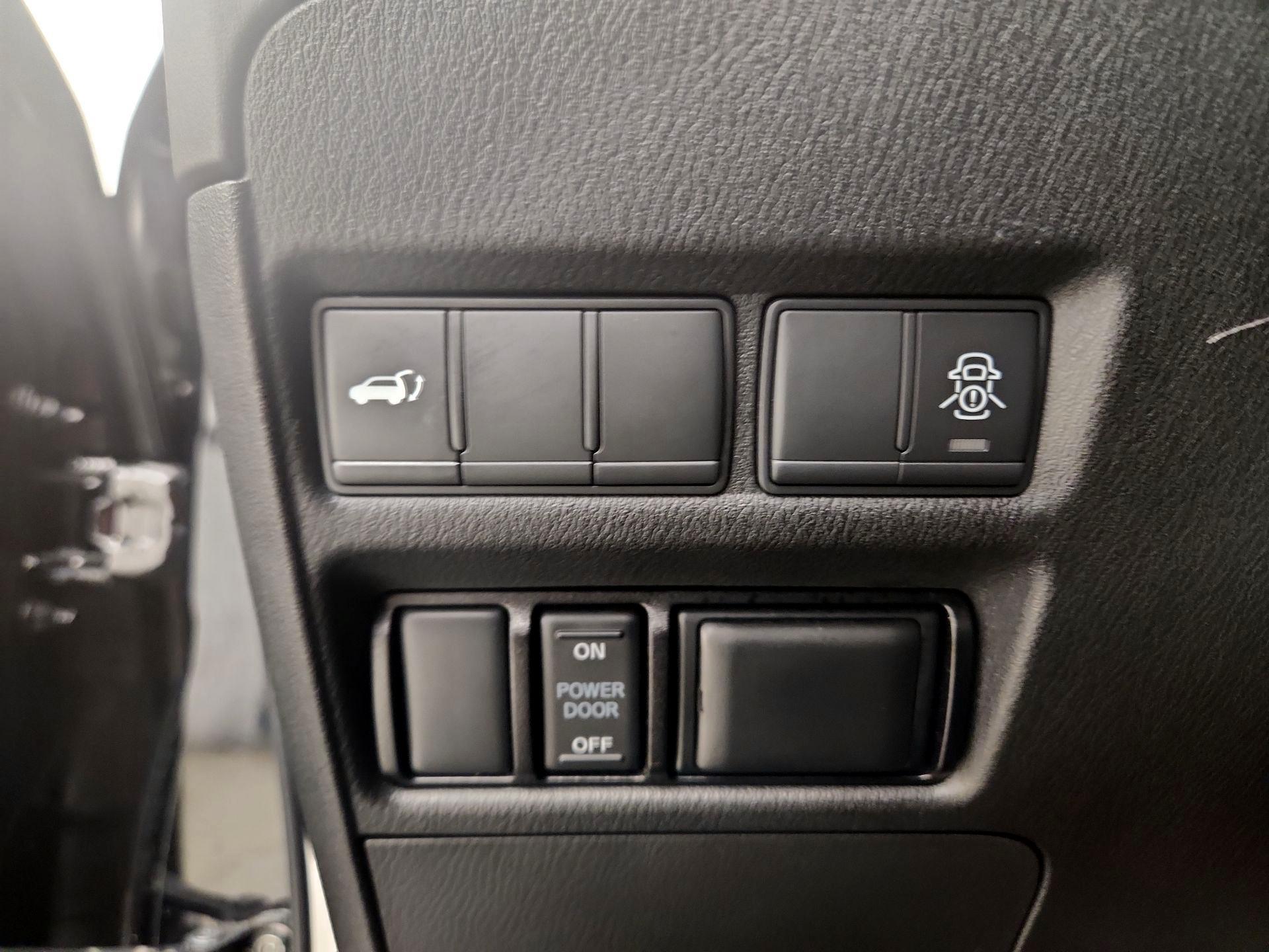 Thumbnail: 2020 Nissan Armada - 13