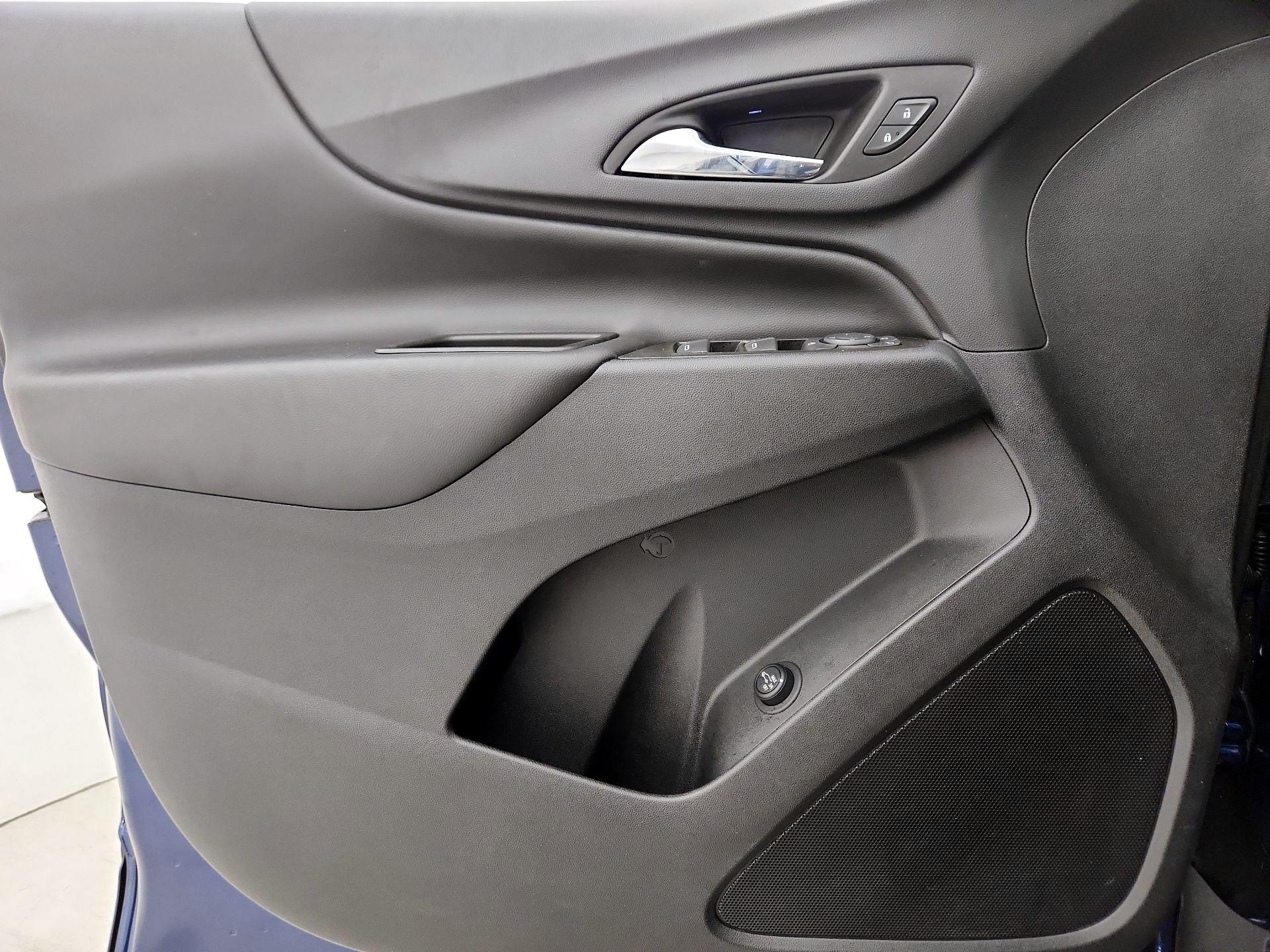 Thumbnail: 2023 Chevrolet Equinox - 12