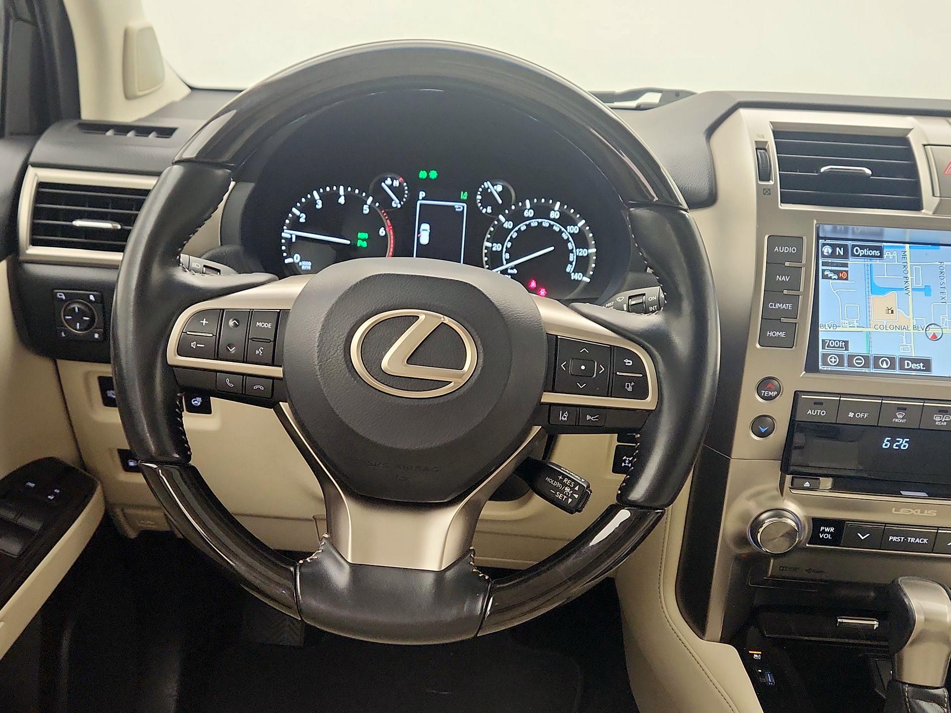 Thumbnail: 2021 Lexus GX - 10