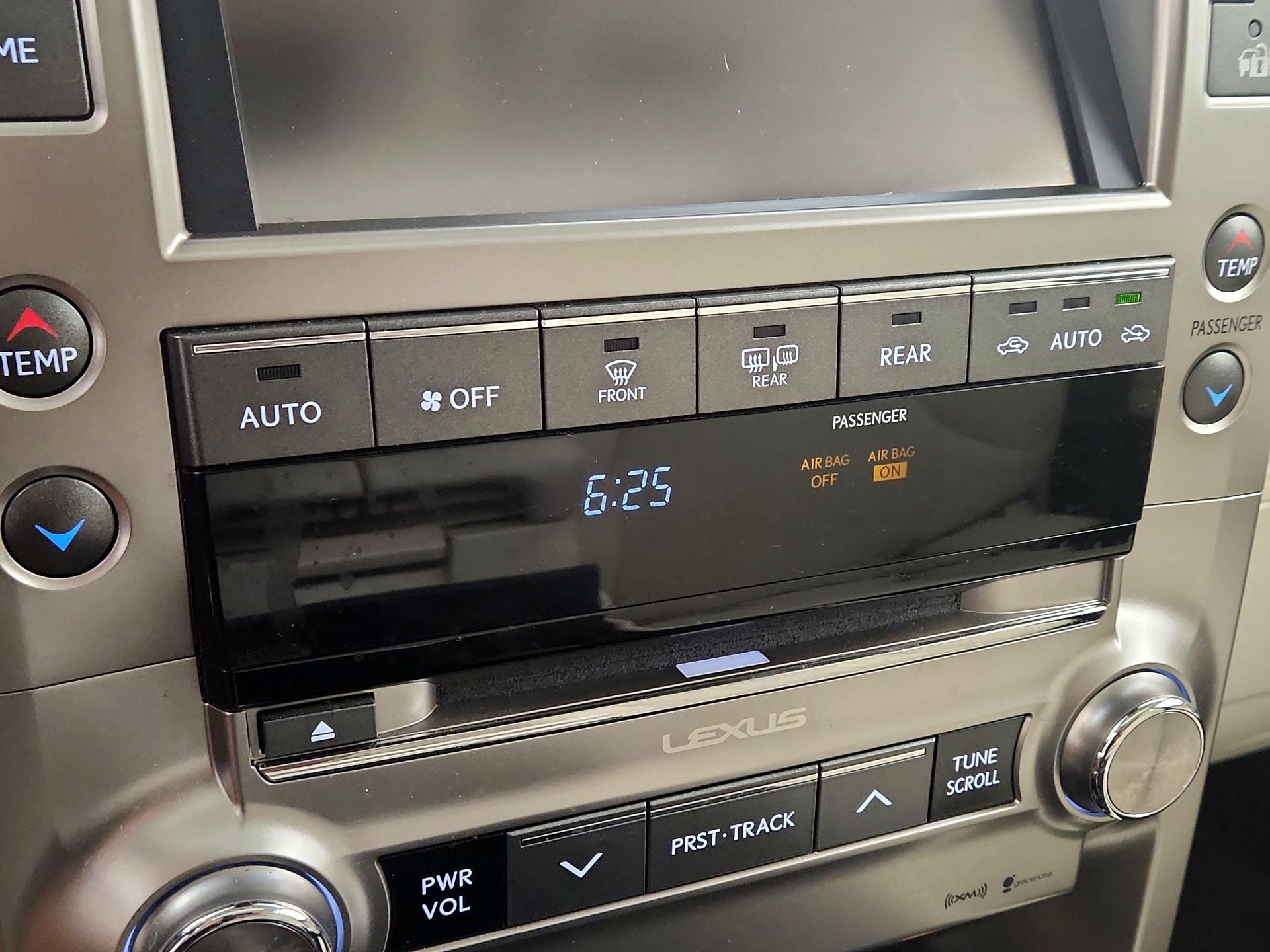 Thumbnail: 2021 Lexus GX - 17