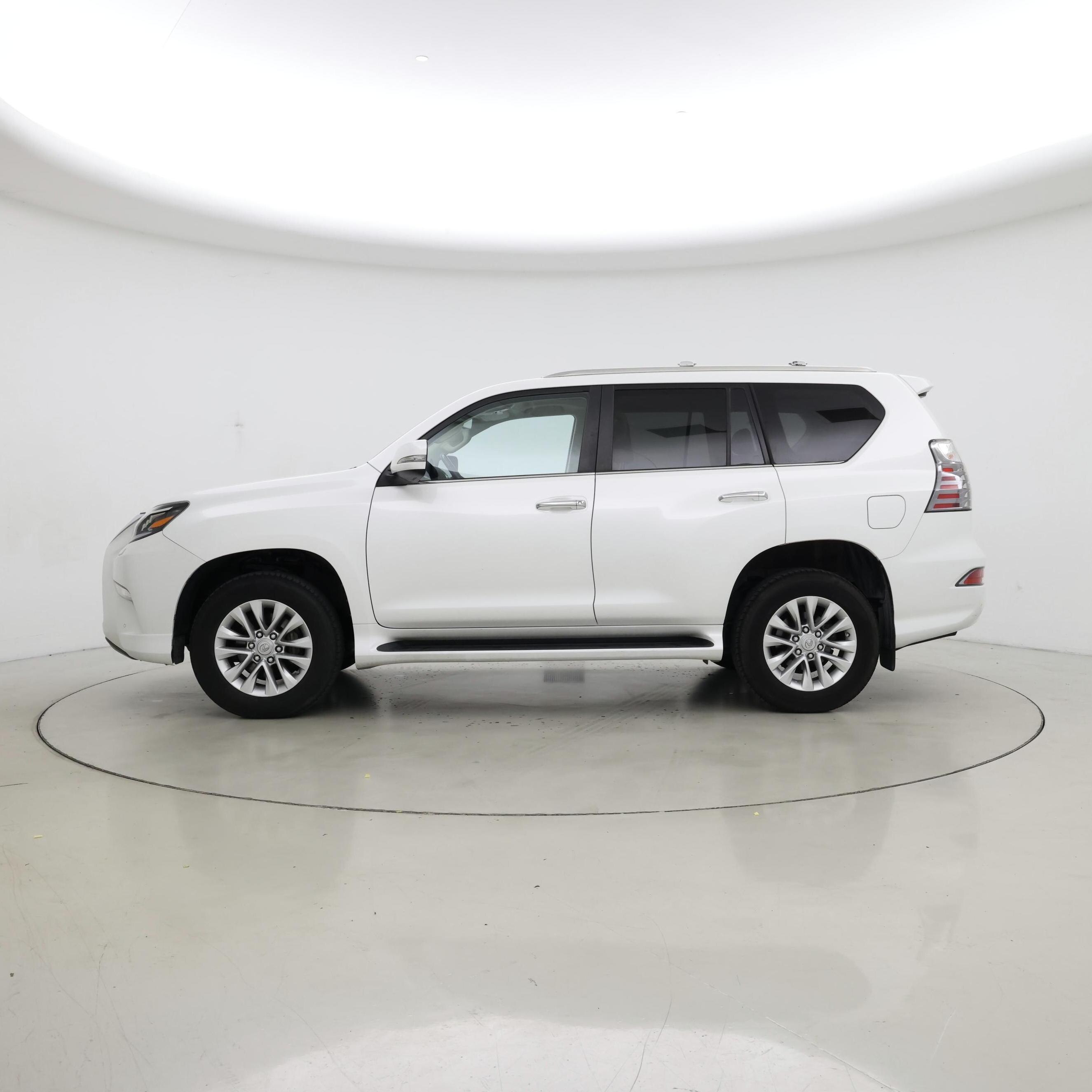 Thumbnail: 2021 Lexus GX - 3