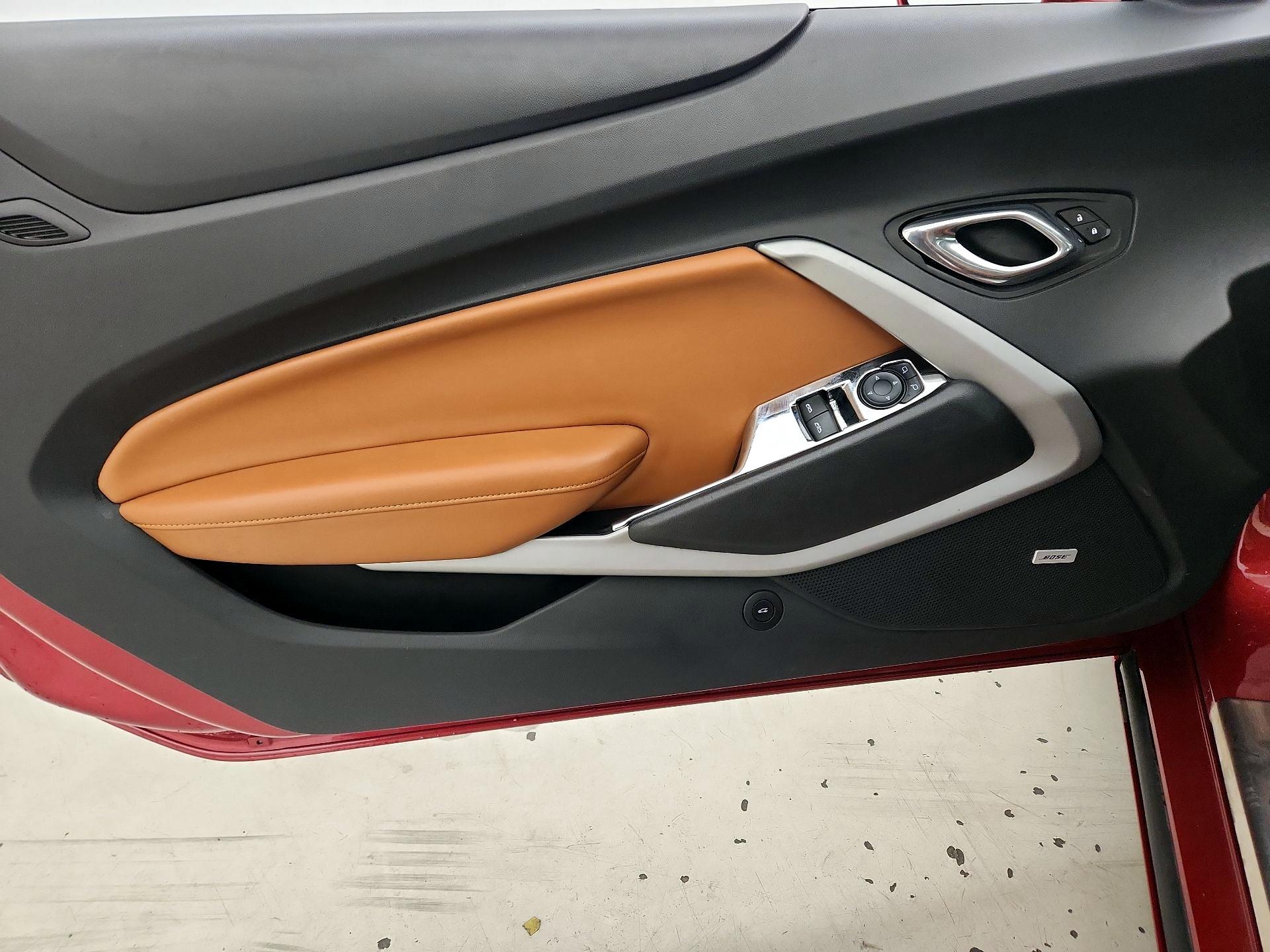Thumbnail: 2016 Chevrolet Camaro - 12