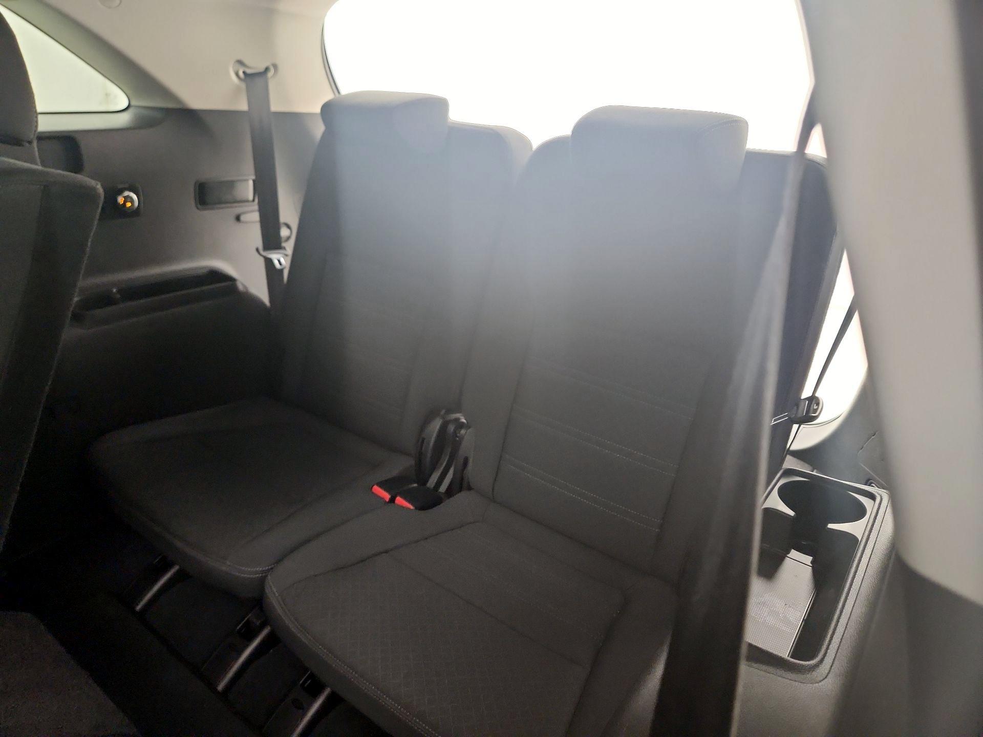 Thumbnail: 2020 Kia Sorento - 20