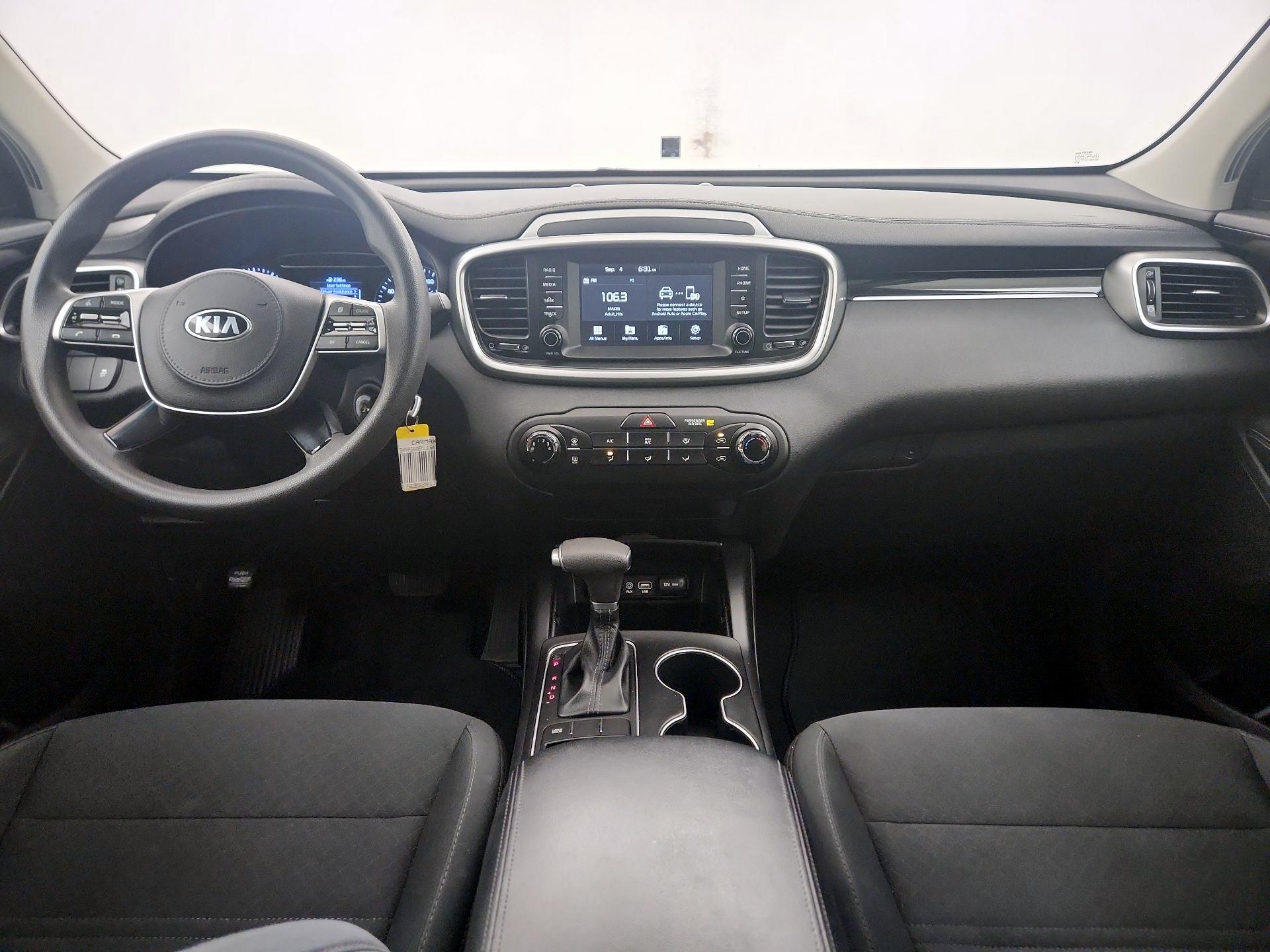 Thumbnail: 2020 Kia Sorento - 9