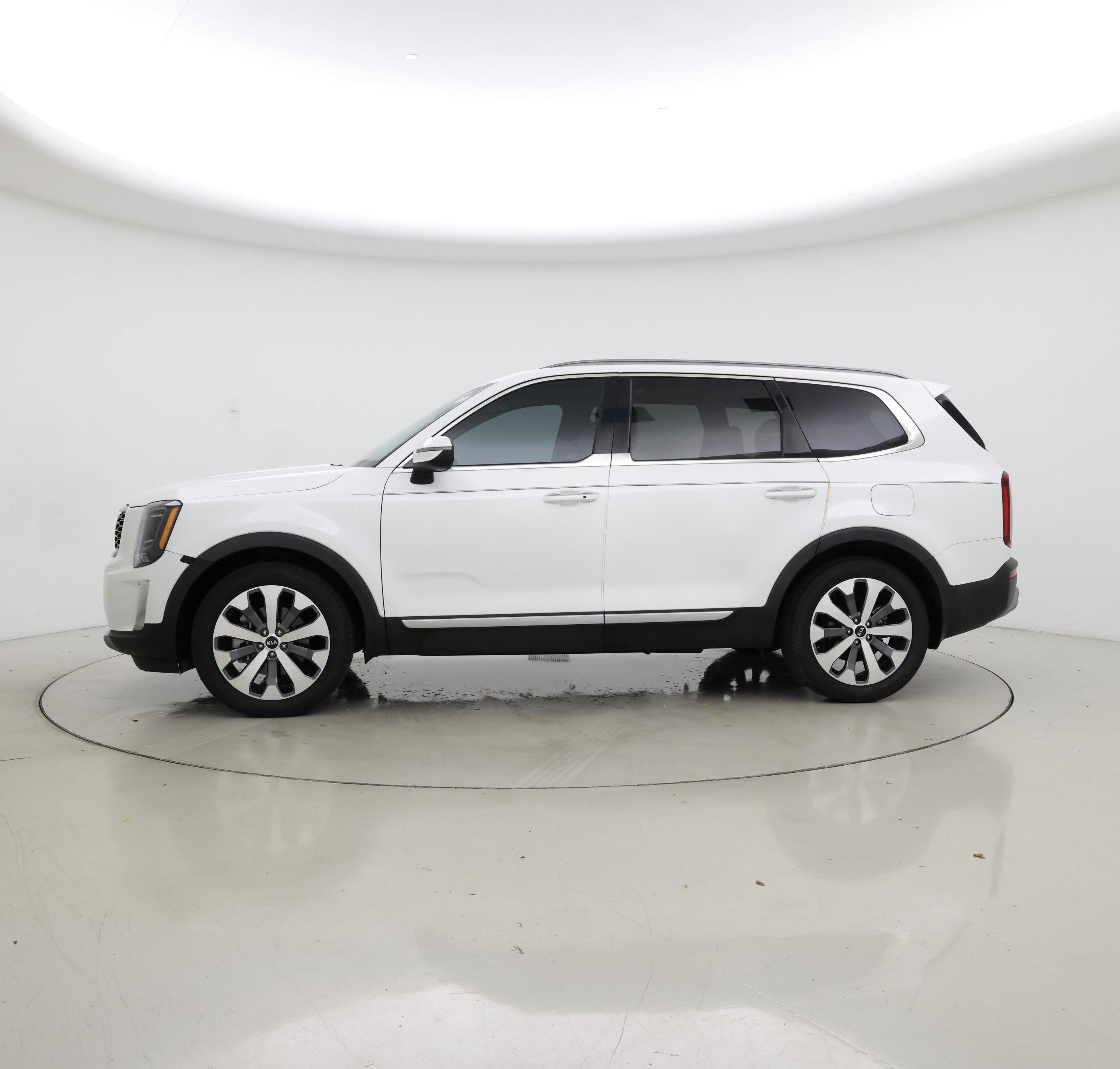 Thumbnail: 2020 Kia Telluride - 3