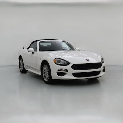 White 2017 Fiat 124 Spider Classica