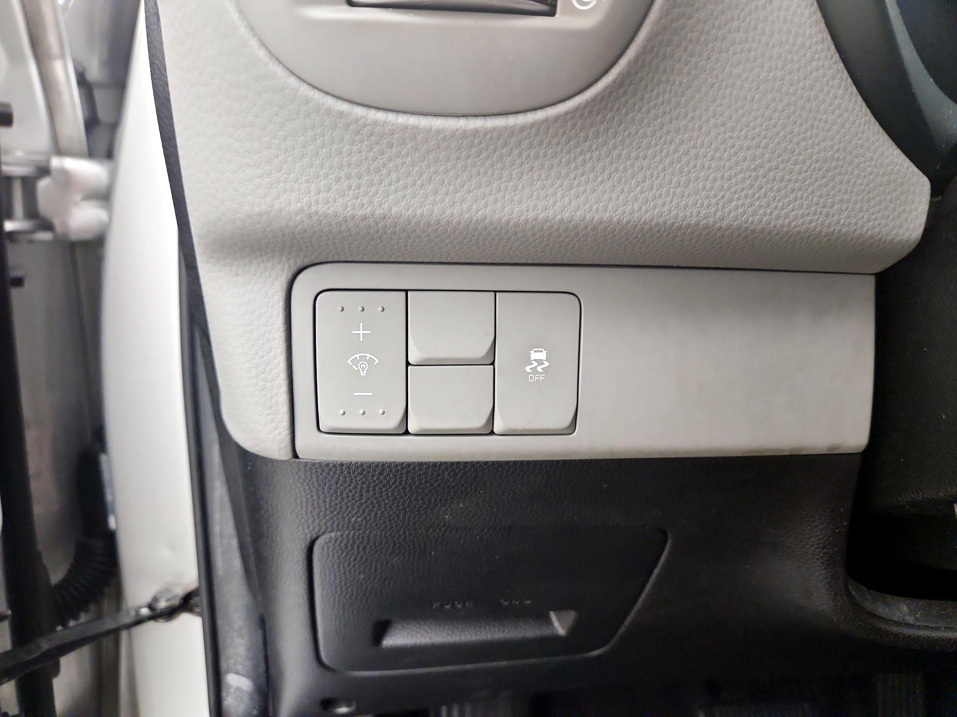 Thumbnail: 2018 Kia Soul - 13