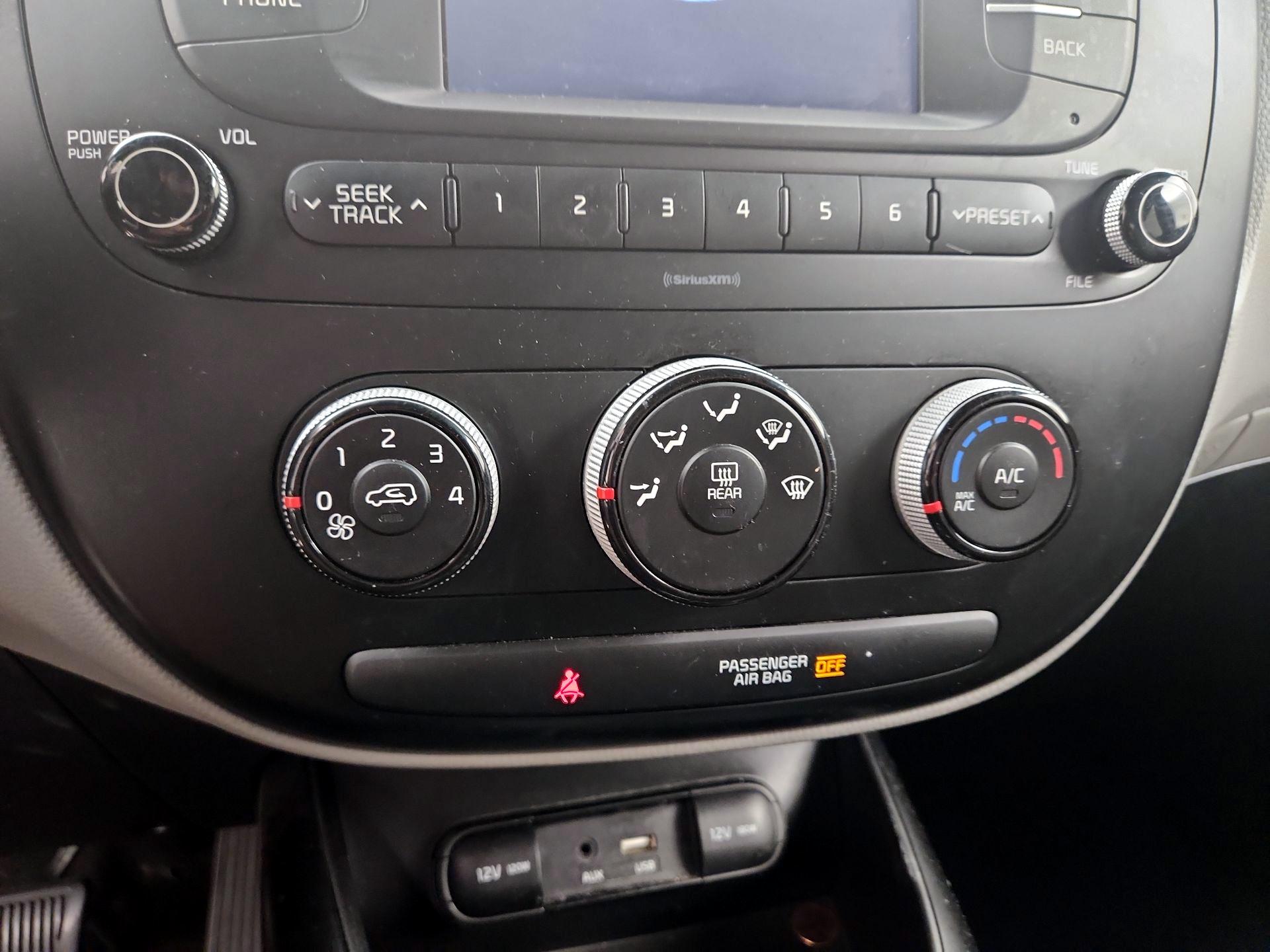 Thumbnail: 2018 Kia Soul - 15