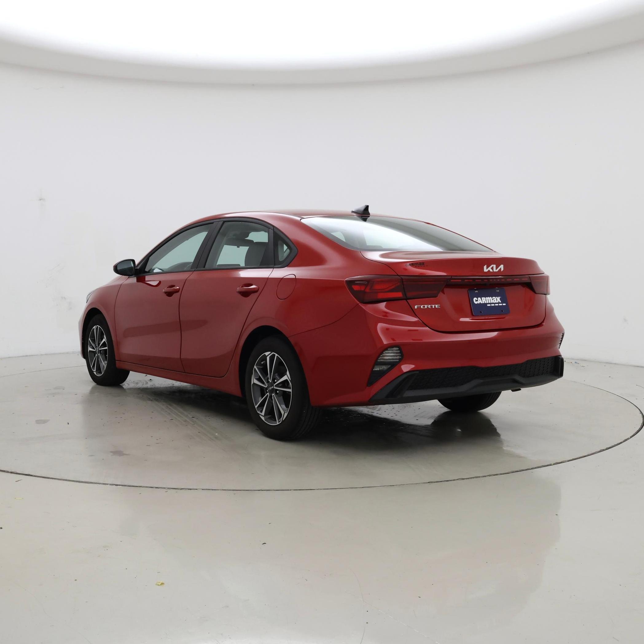 Thumbnail: 2024 Kia Forte - 2