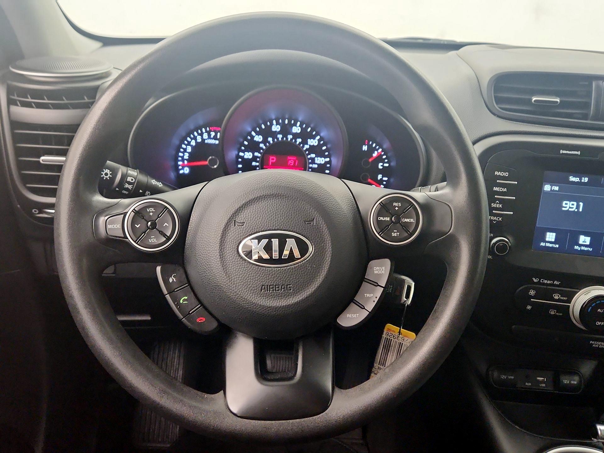 Thumbnail: 2019 Kia Soul - 10