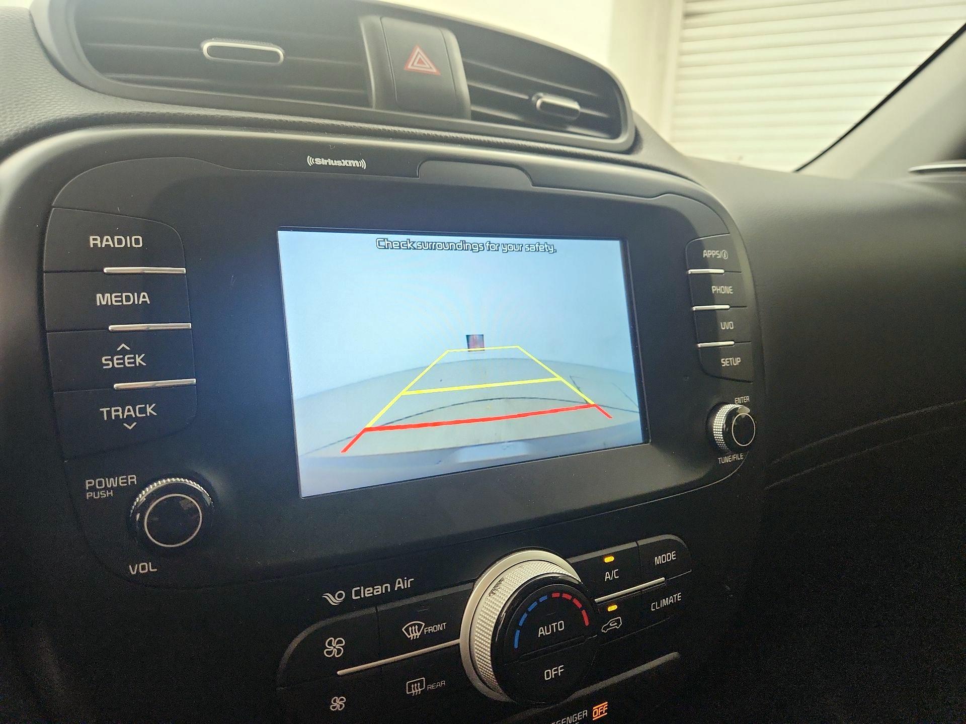 Thumbnail: 2019 Kia Soul - 14
