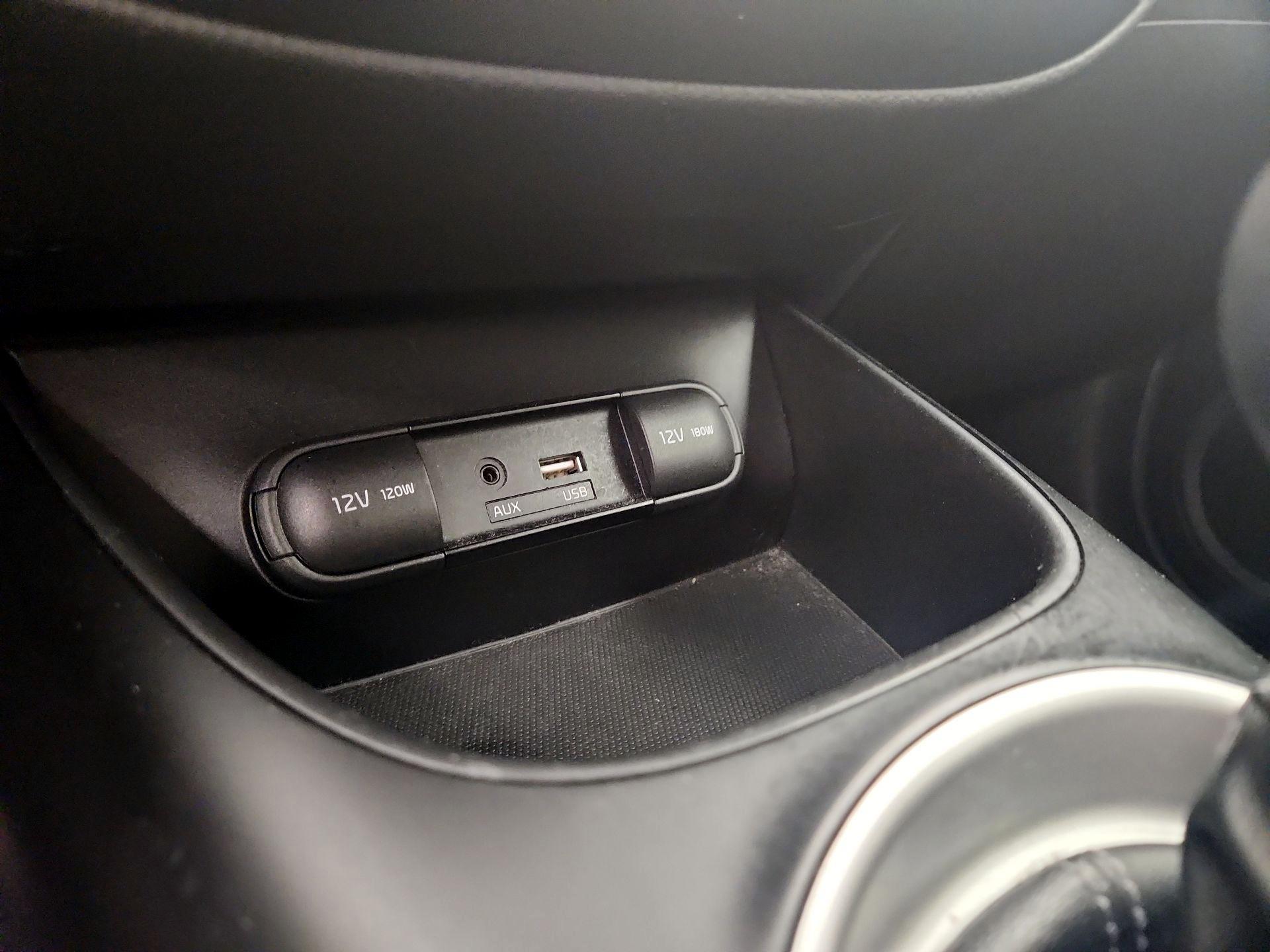 Thumbnail: 2019 Kia Soul - 18