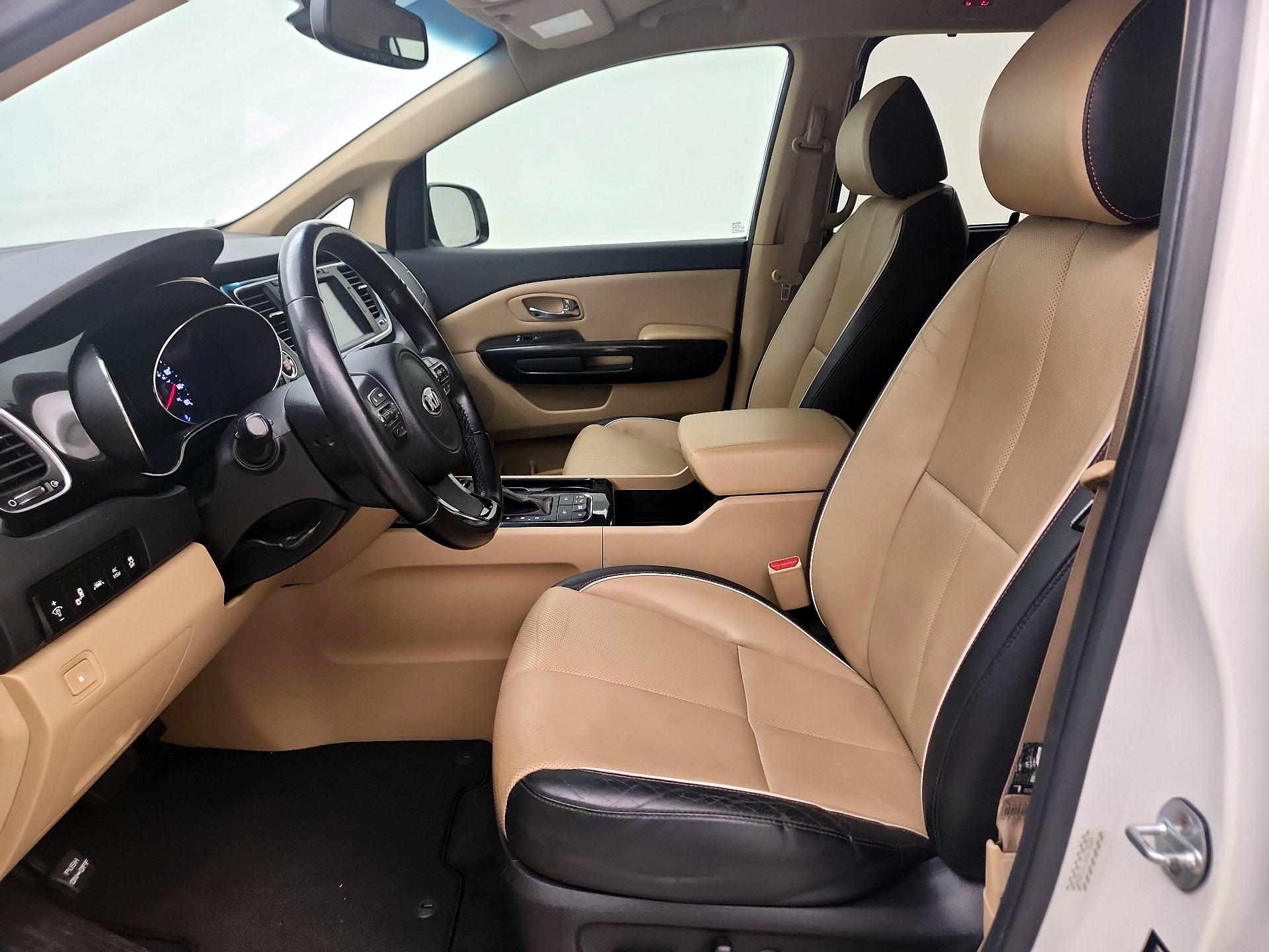 Thumbnail: 2016 Kia Sedona - 11