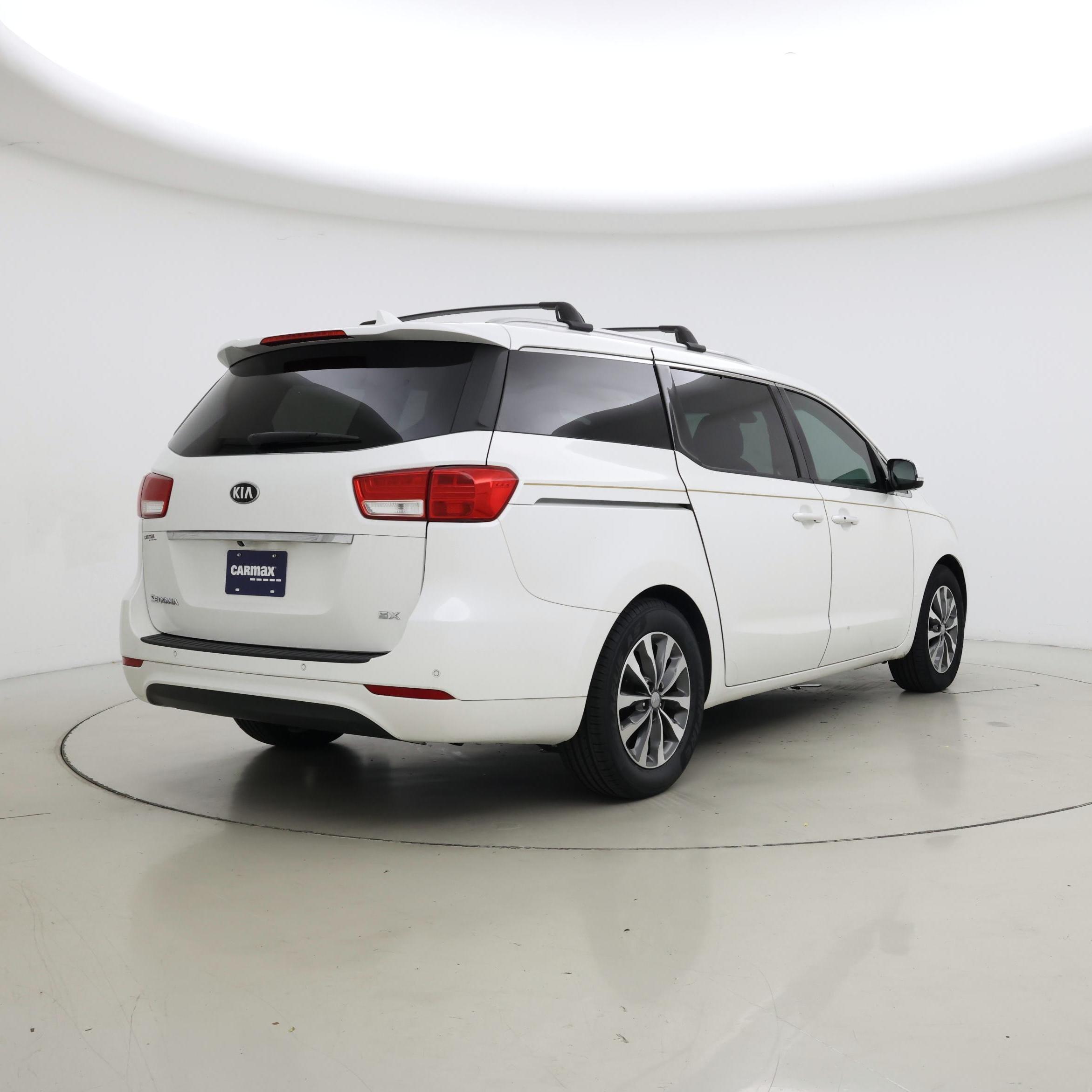 Thumbnail: 2016 Kia Sedona - 8