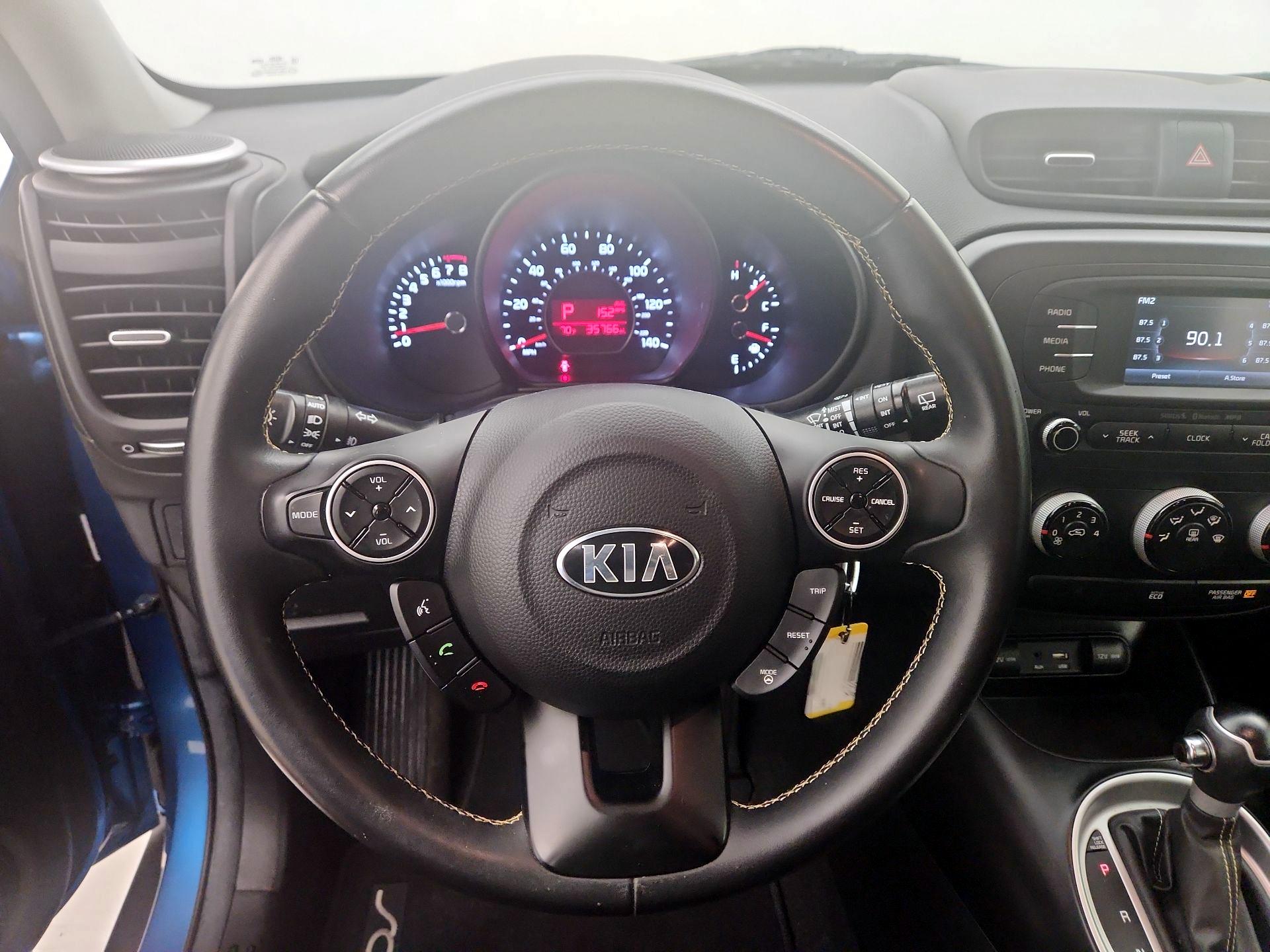 Thumbnail: 2016 Kia Soul - 10