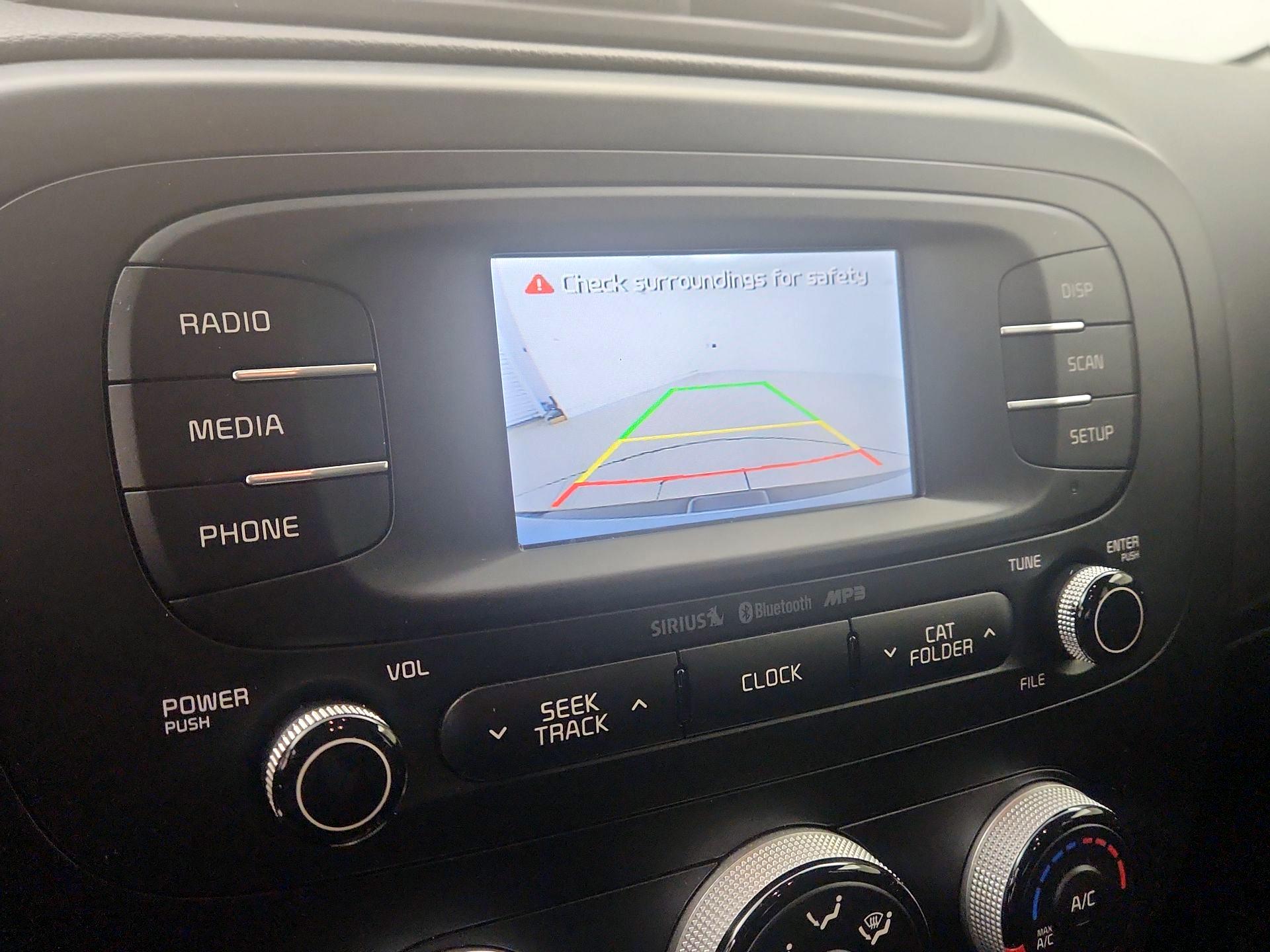 Thumbnail: 2016 Kia Soul - 14