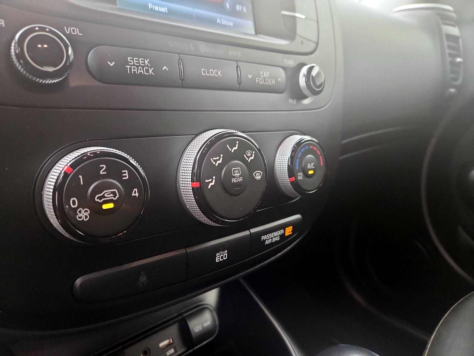 Thumbnail: 2016 Kia Soul - 16