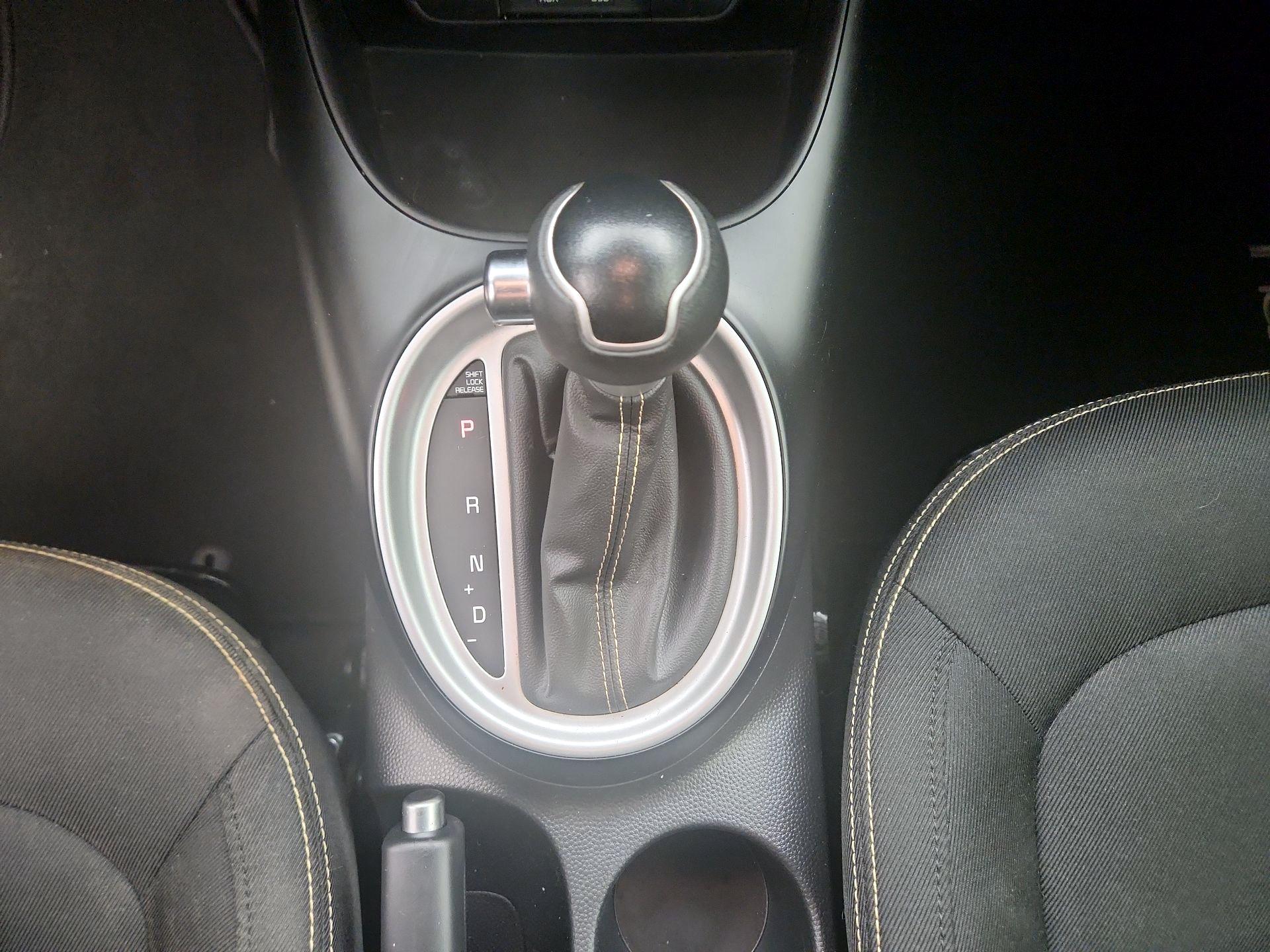 Thumbnail: 2016 Kia Soul - 17