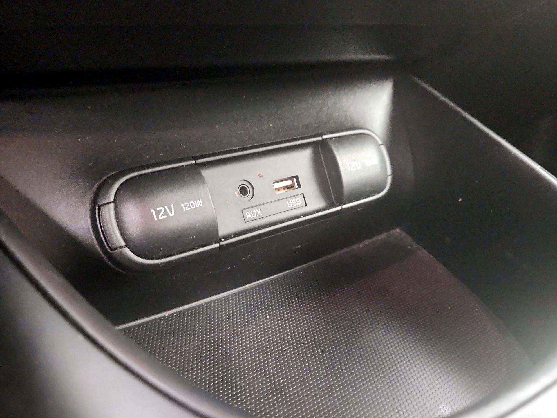 Thumbnail: 2016 Kia Soul - 18