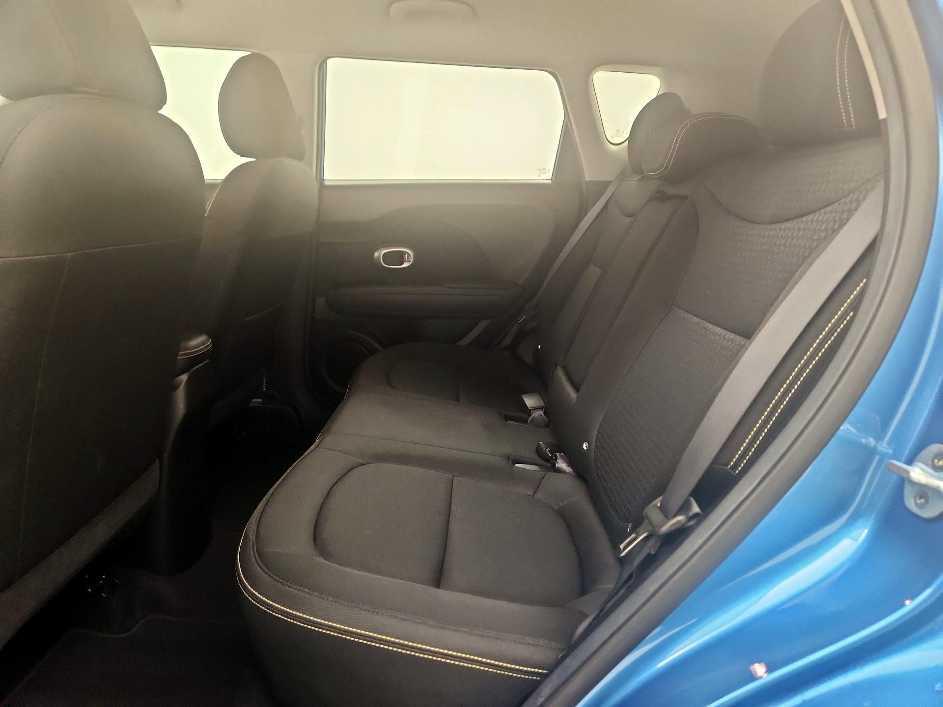 Thumbnail: 2016 Kia Soul - 19