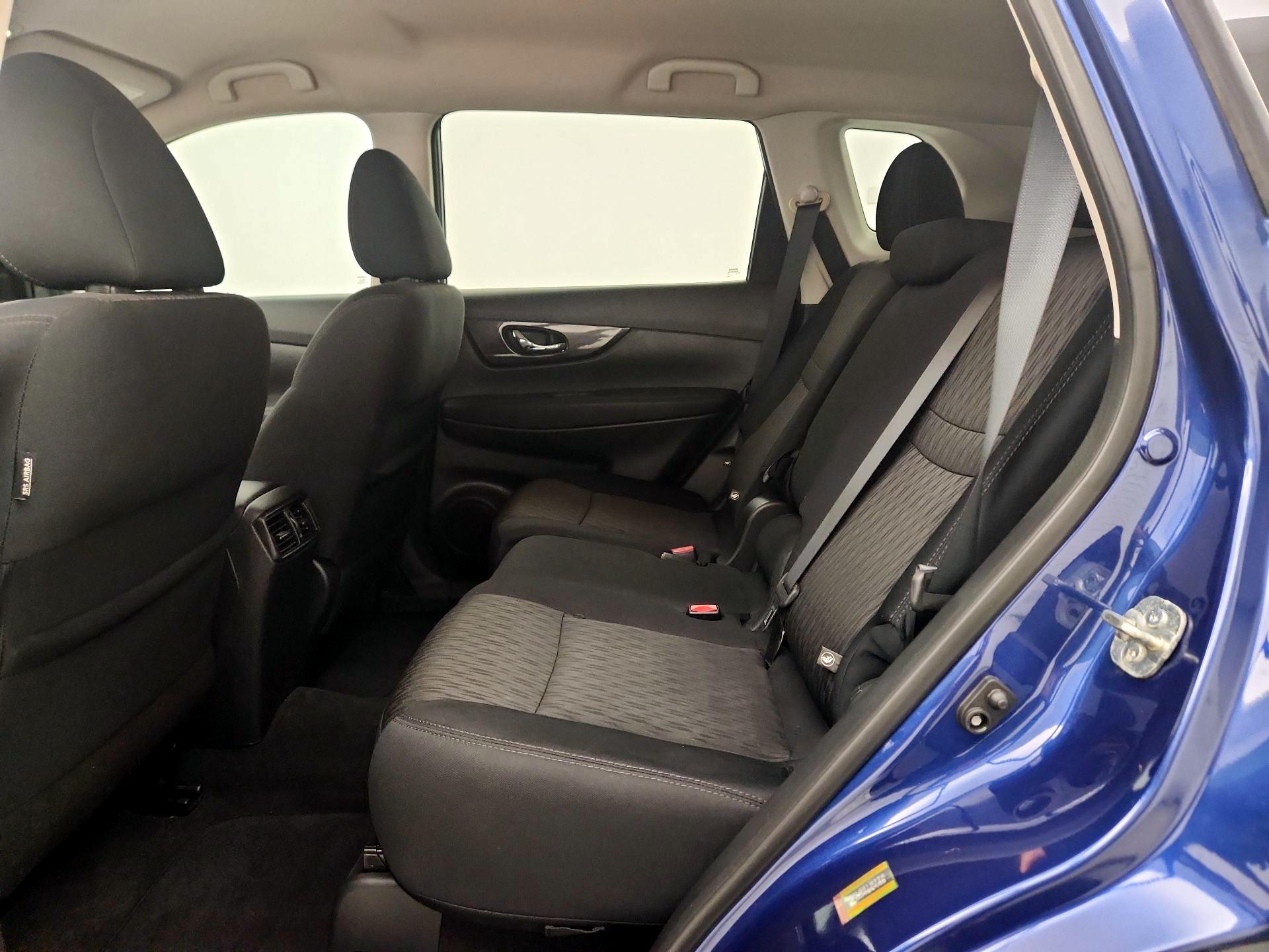 Thumbnail: 2019 Nissan Rogue - 19