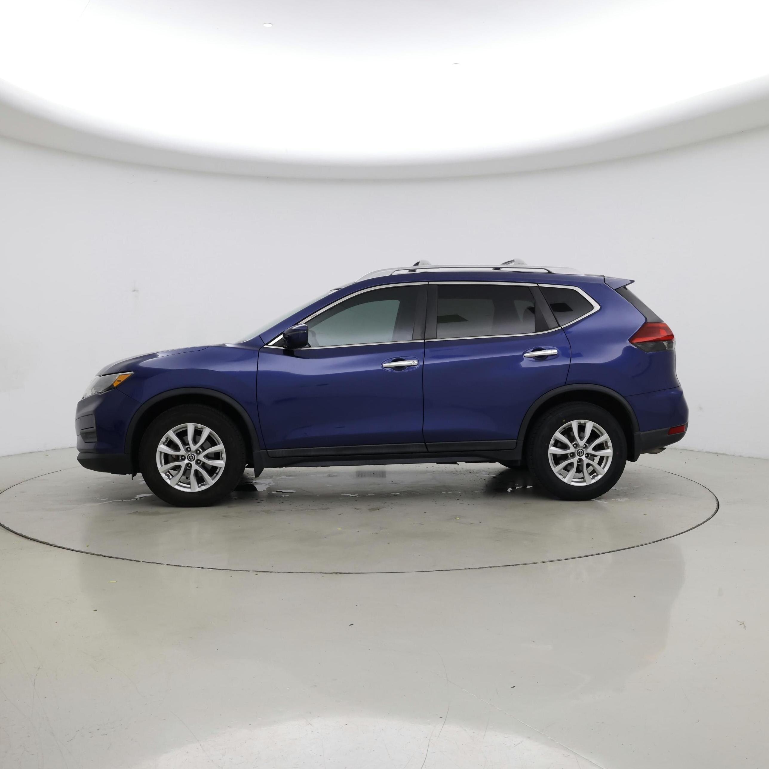 Thumbnail: 2019 Nissan Rogue - 3
