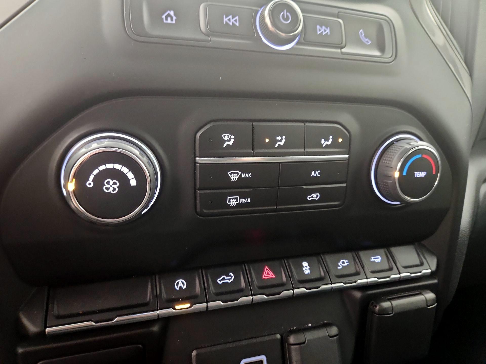 Thumbnail: 2021 Chevrolet Silverado 1500 - 16