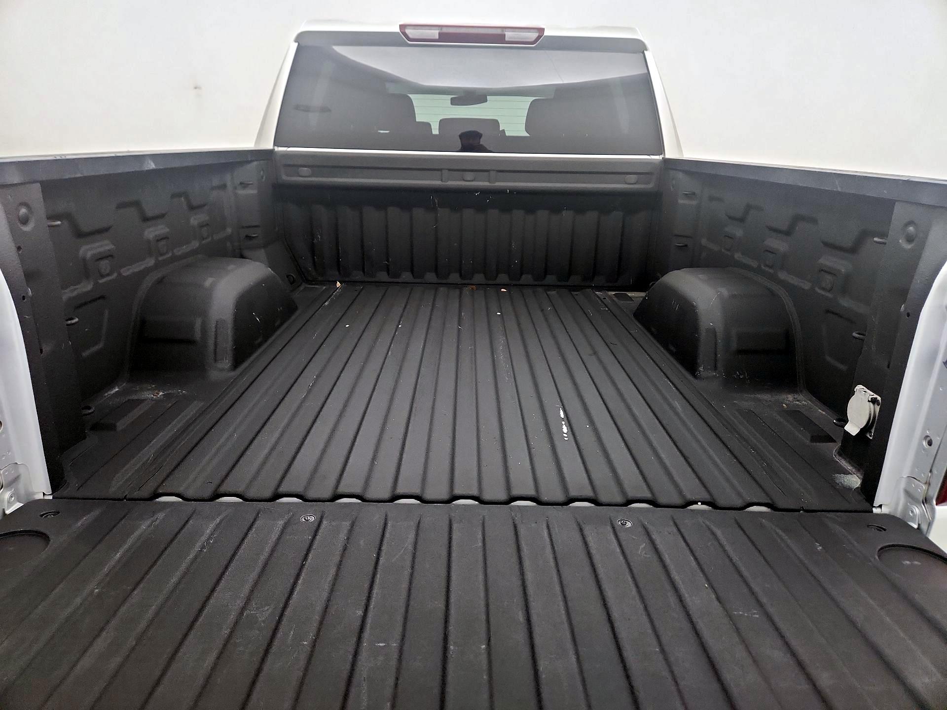 Thumbnail: 2021 Chevrolet Silverado 1500 - 20