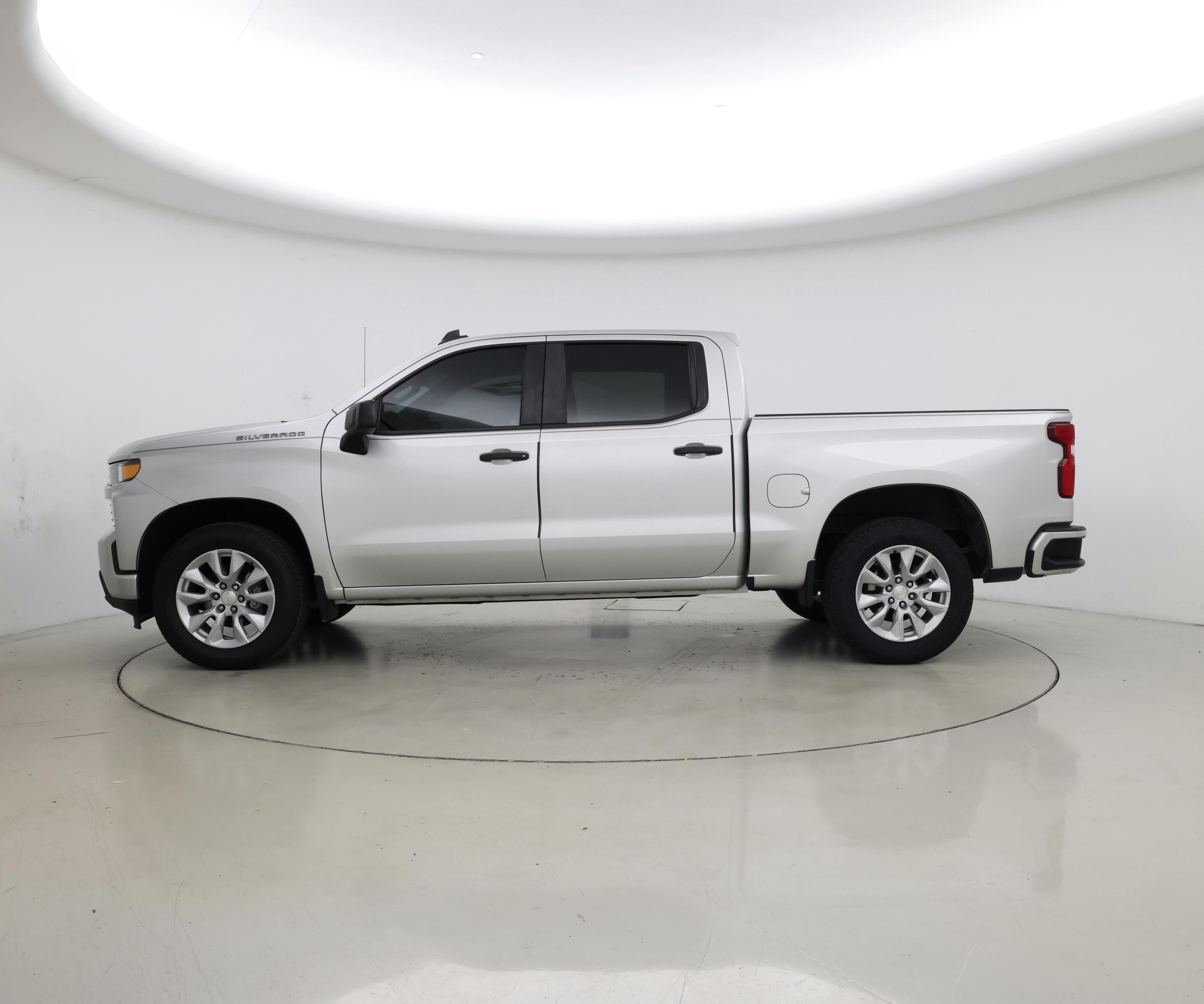 Thumbnail: 2021 Chevrolet Silverado 1500 - 3